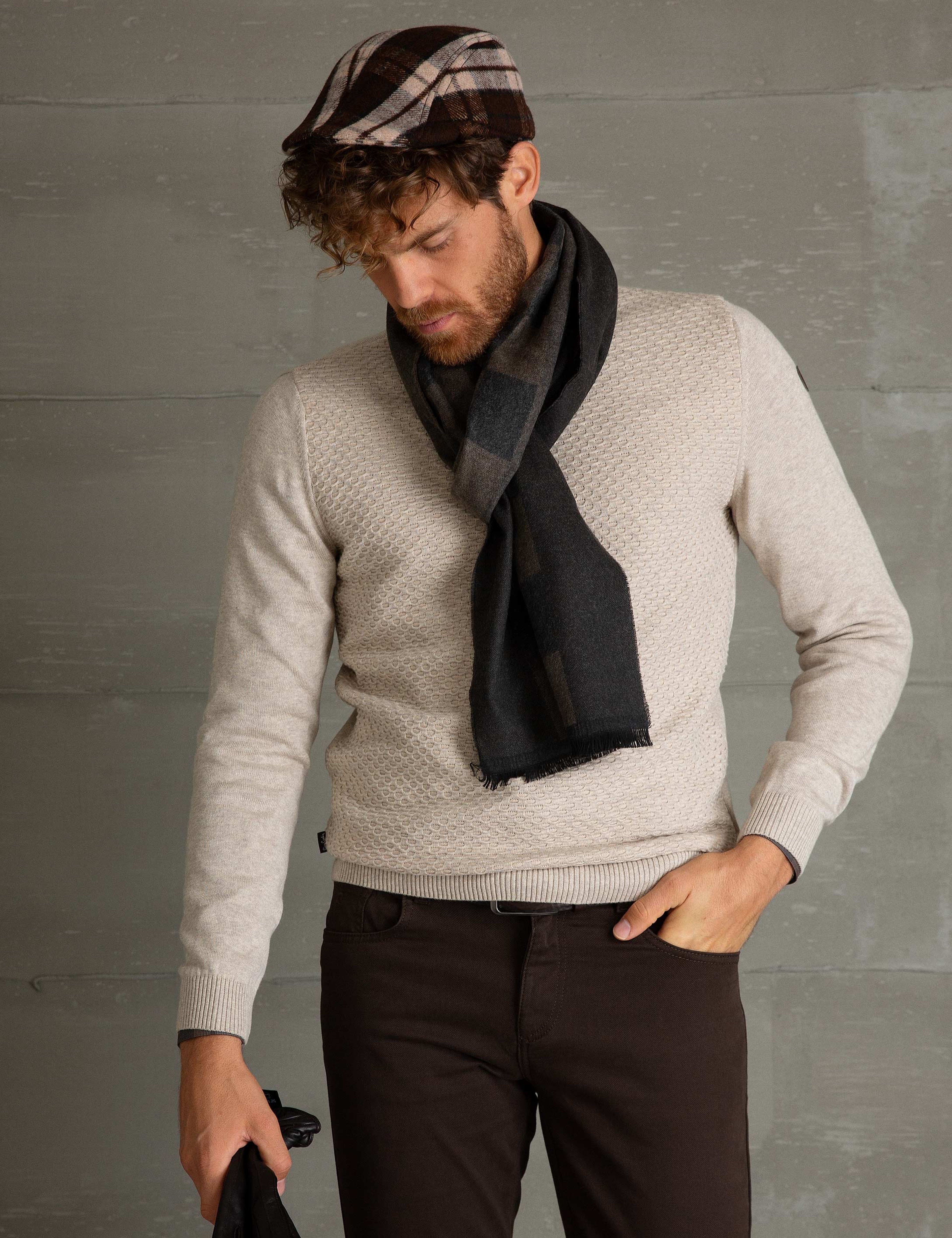 Bej Slim Fit Triko Kazak
