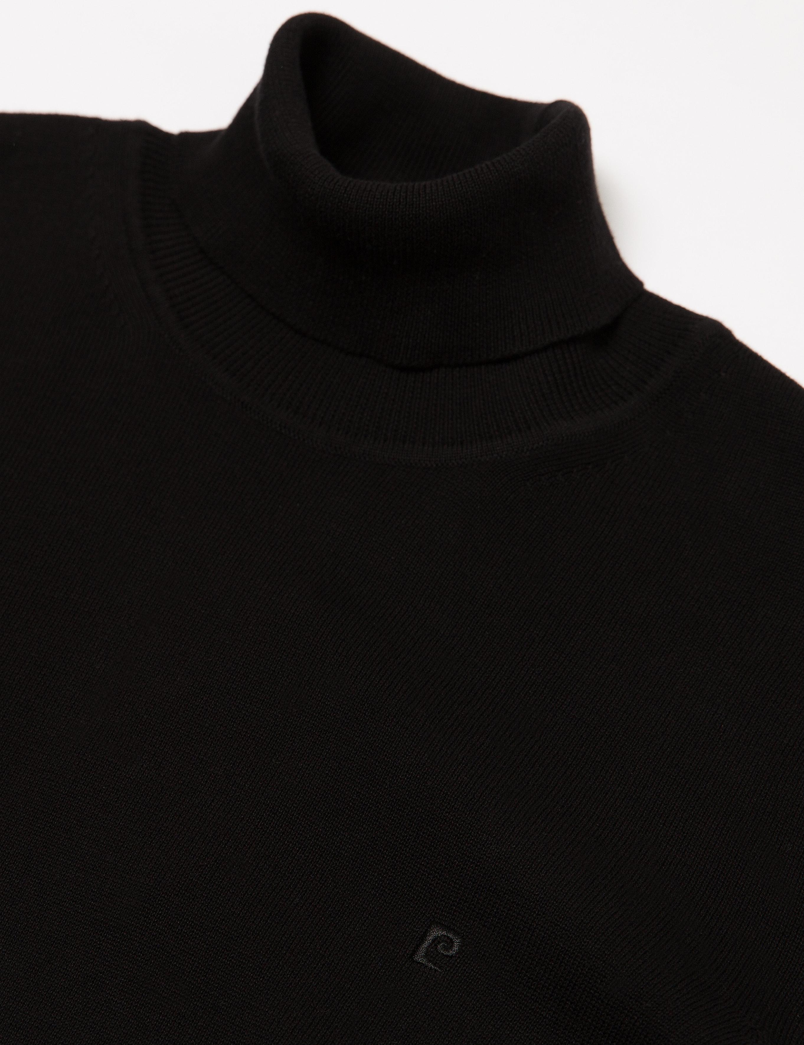 SIYAH TRIKO KAZAK BASIC