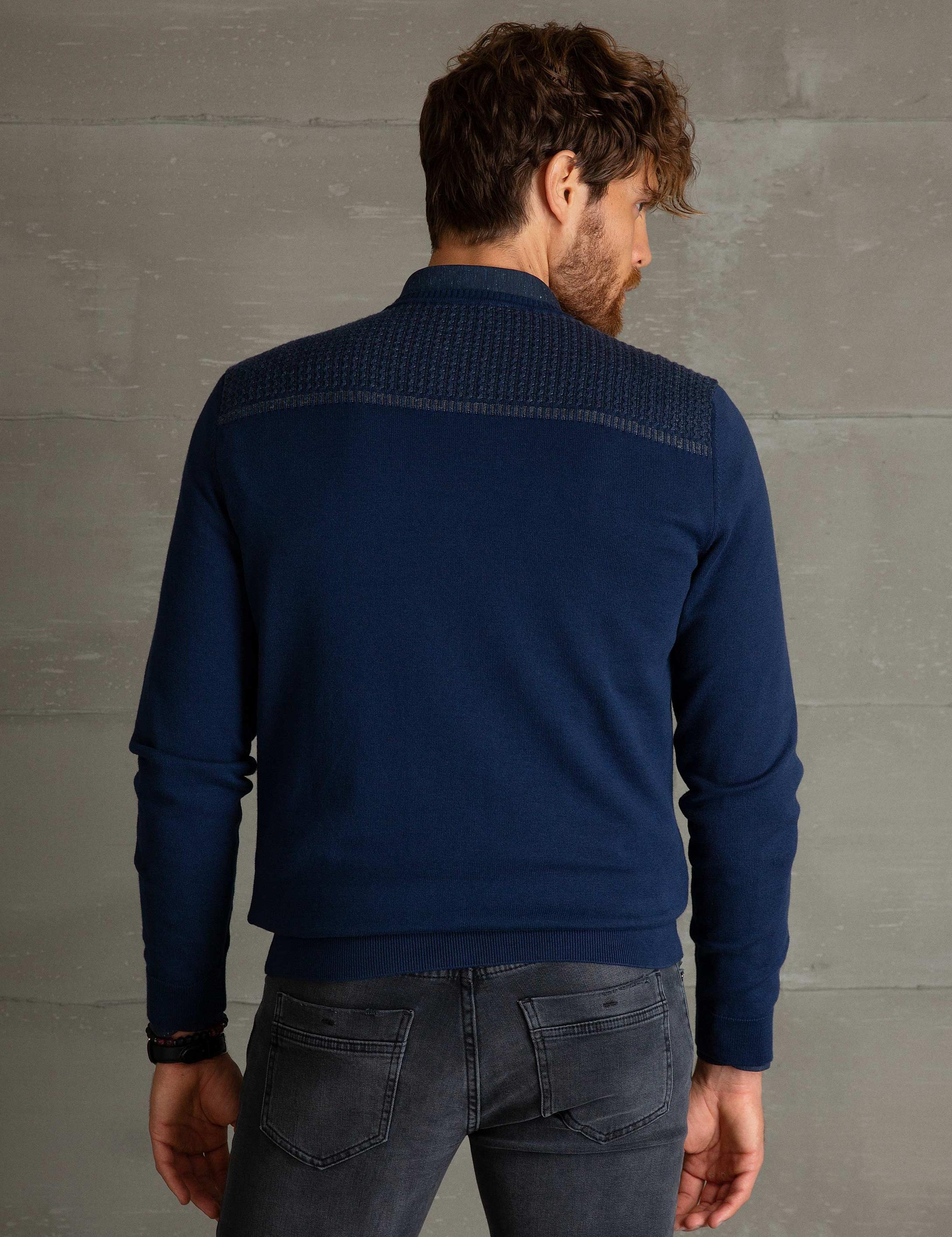 Lacivert Slim Fit Kazak