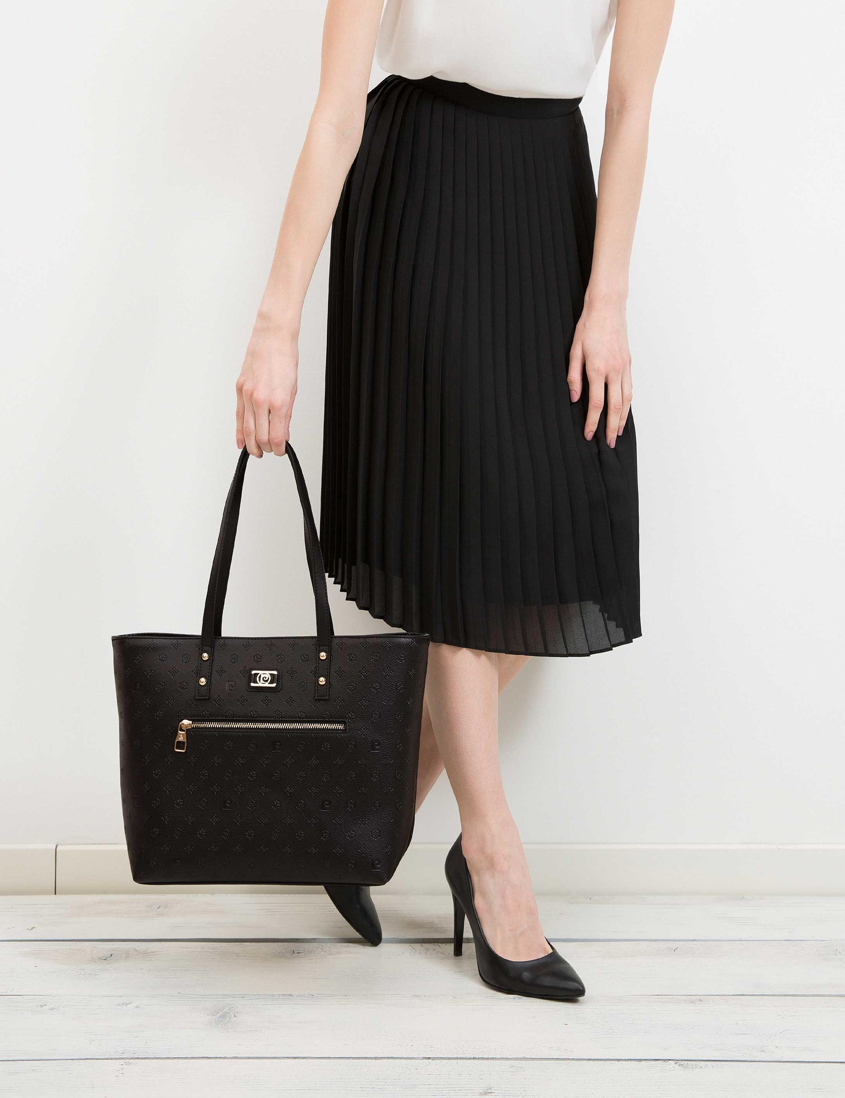 Siyah Omuz Çantası