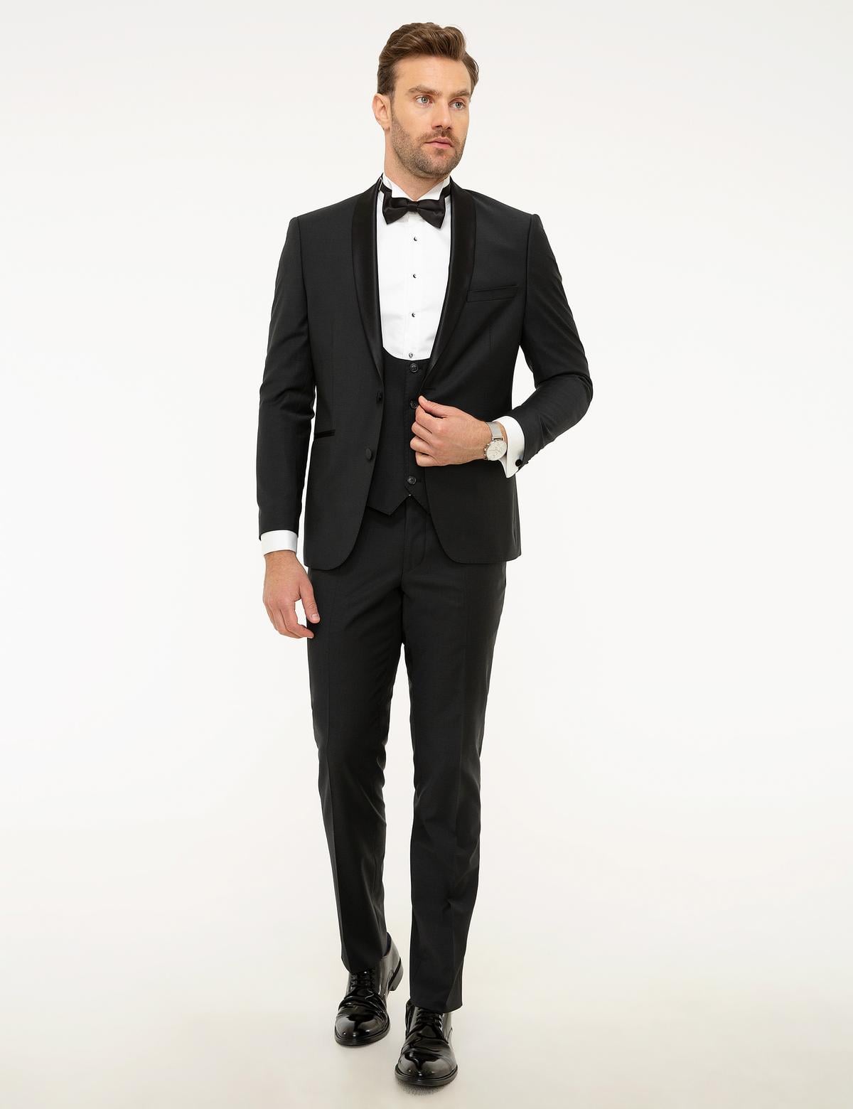 Siyah Damatlık Smokin