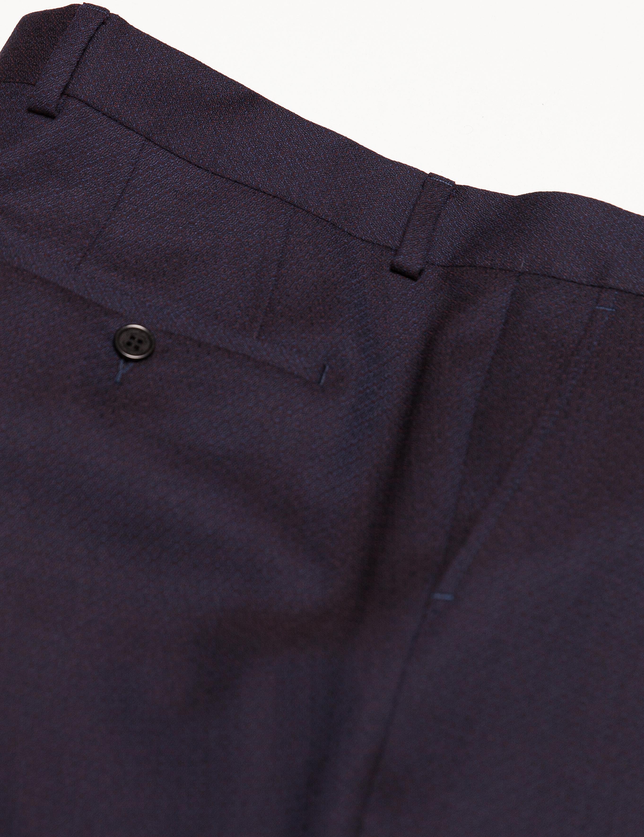 KIRMIZI TAKIM ELBISE