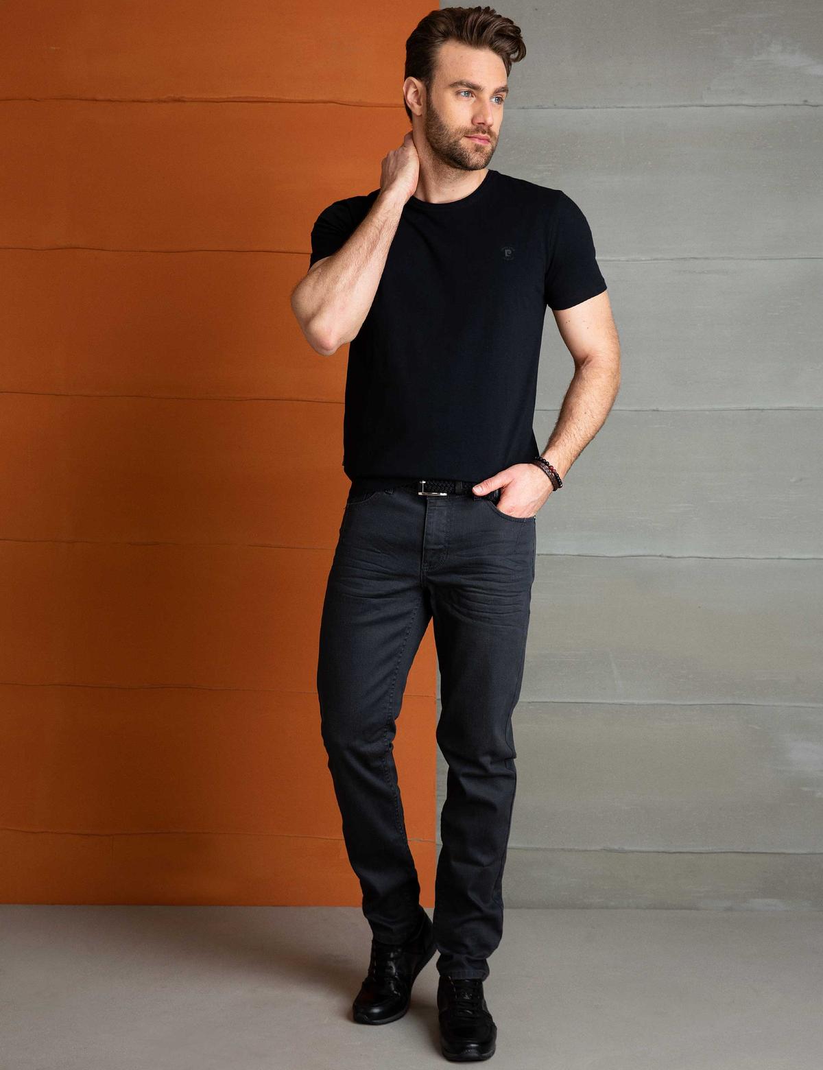 Siyah Slim Fit T-shirt - 50200368005