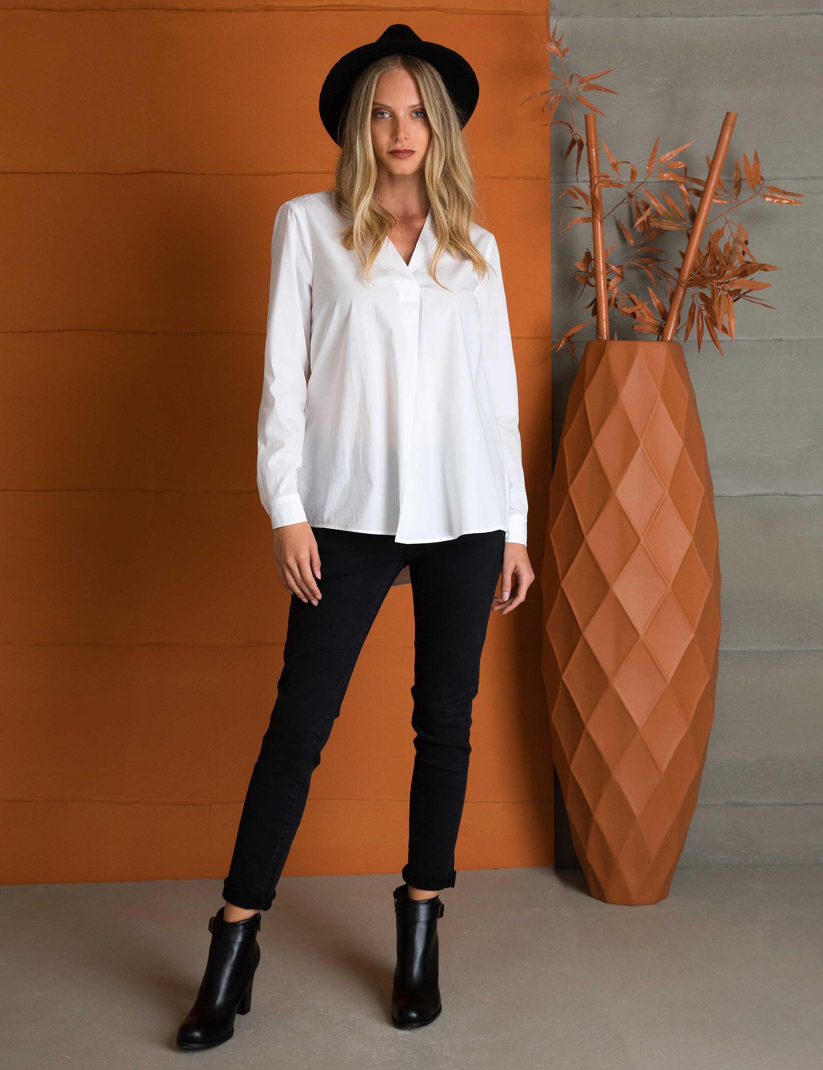 Beyaz Regular Fit Bluz