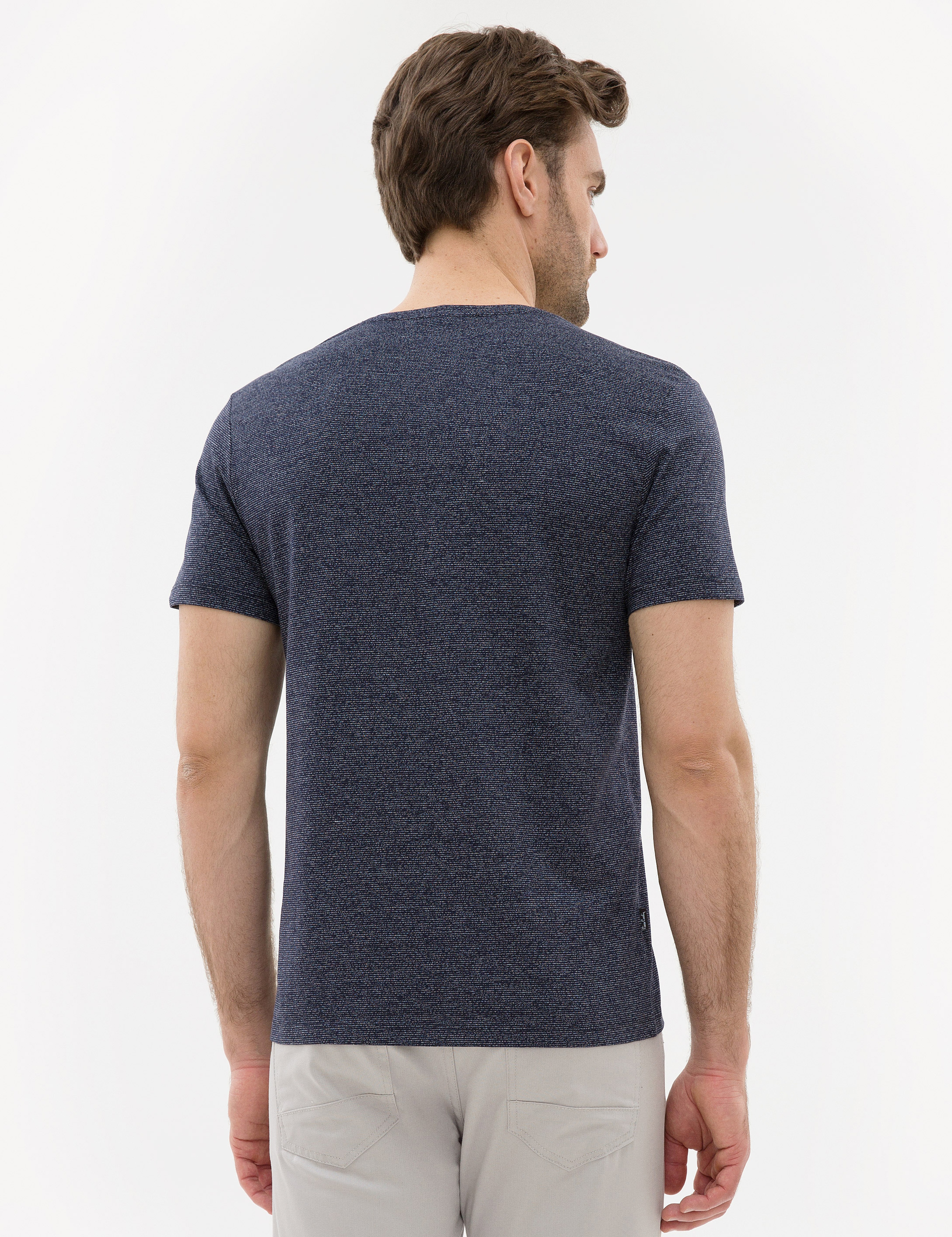 Lacivert Slim Fit V Yaka Tişört - Image 3