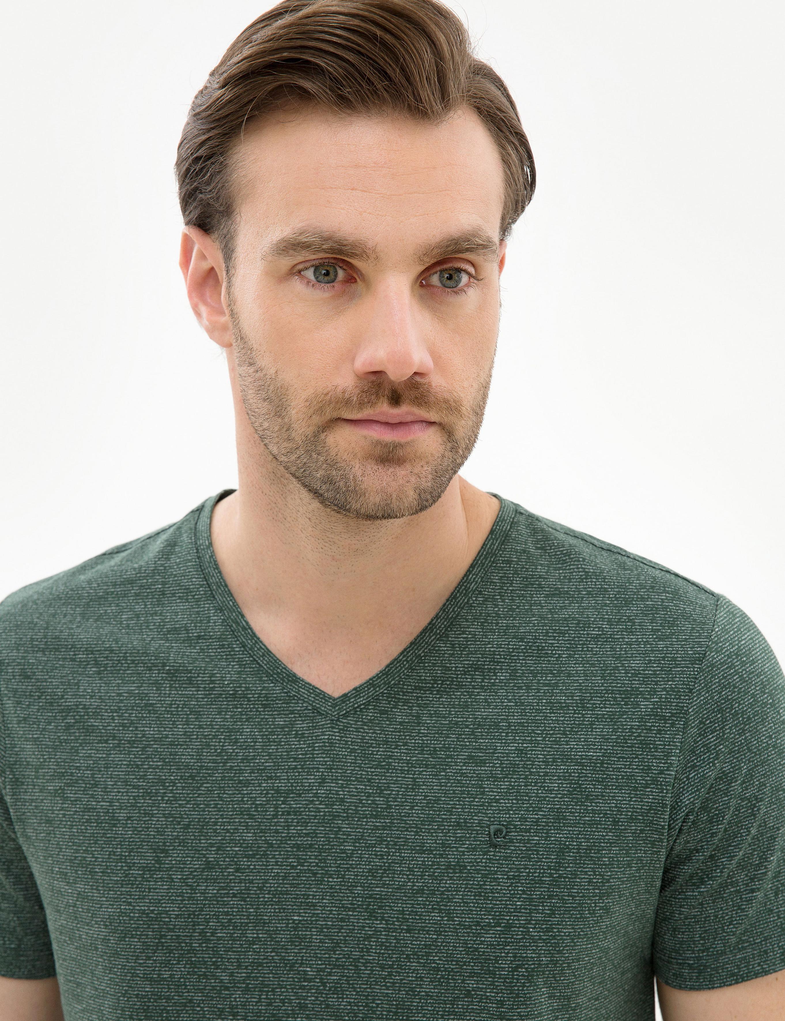 Koyu Yeşil Slim Fit V Yaka Tişört