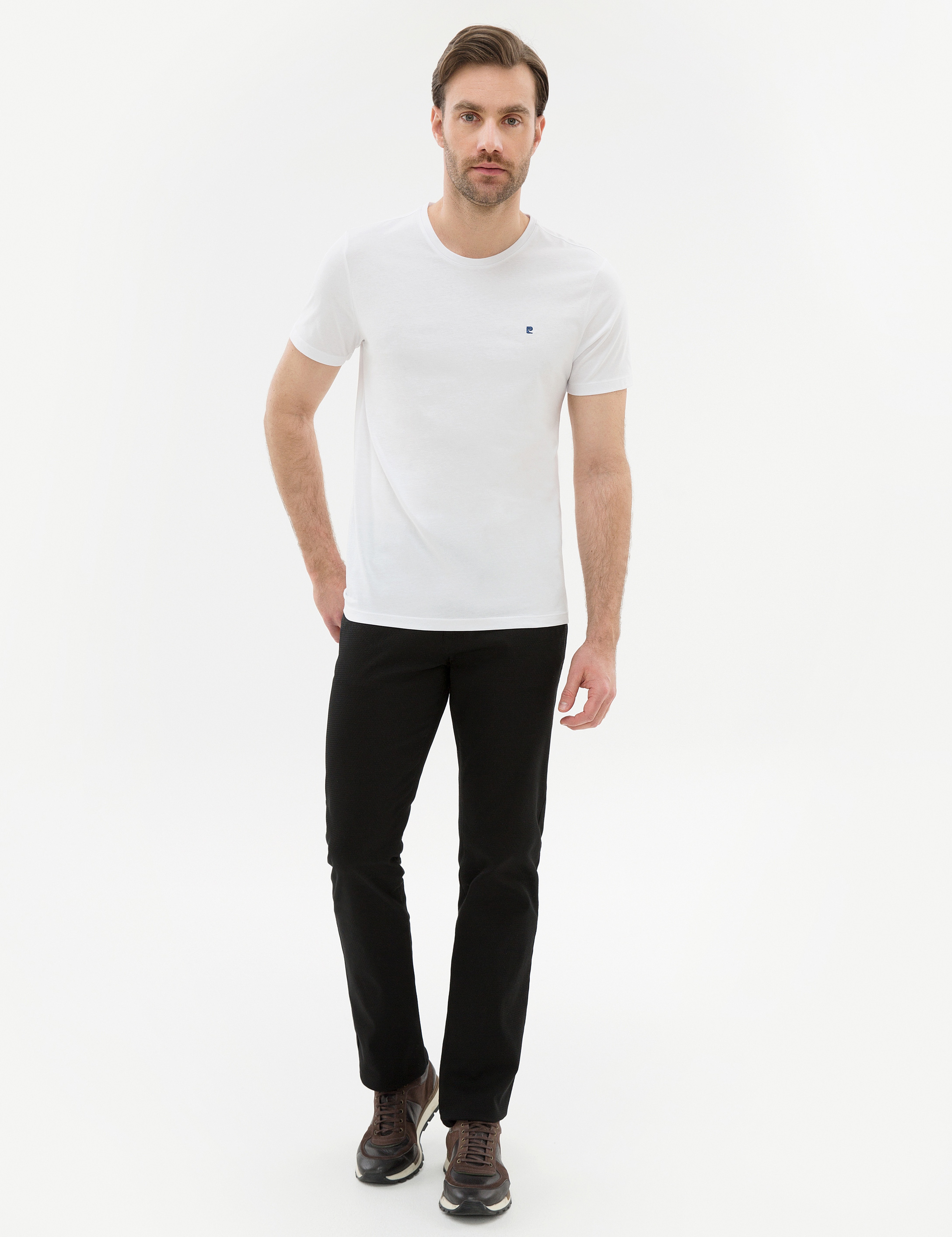 Beyaz Slim Fit Bisiklet Yaka Basic T-Shirt - Image 4