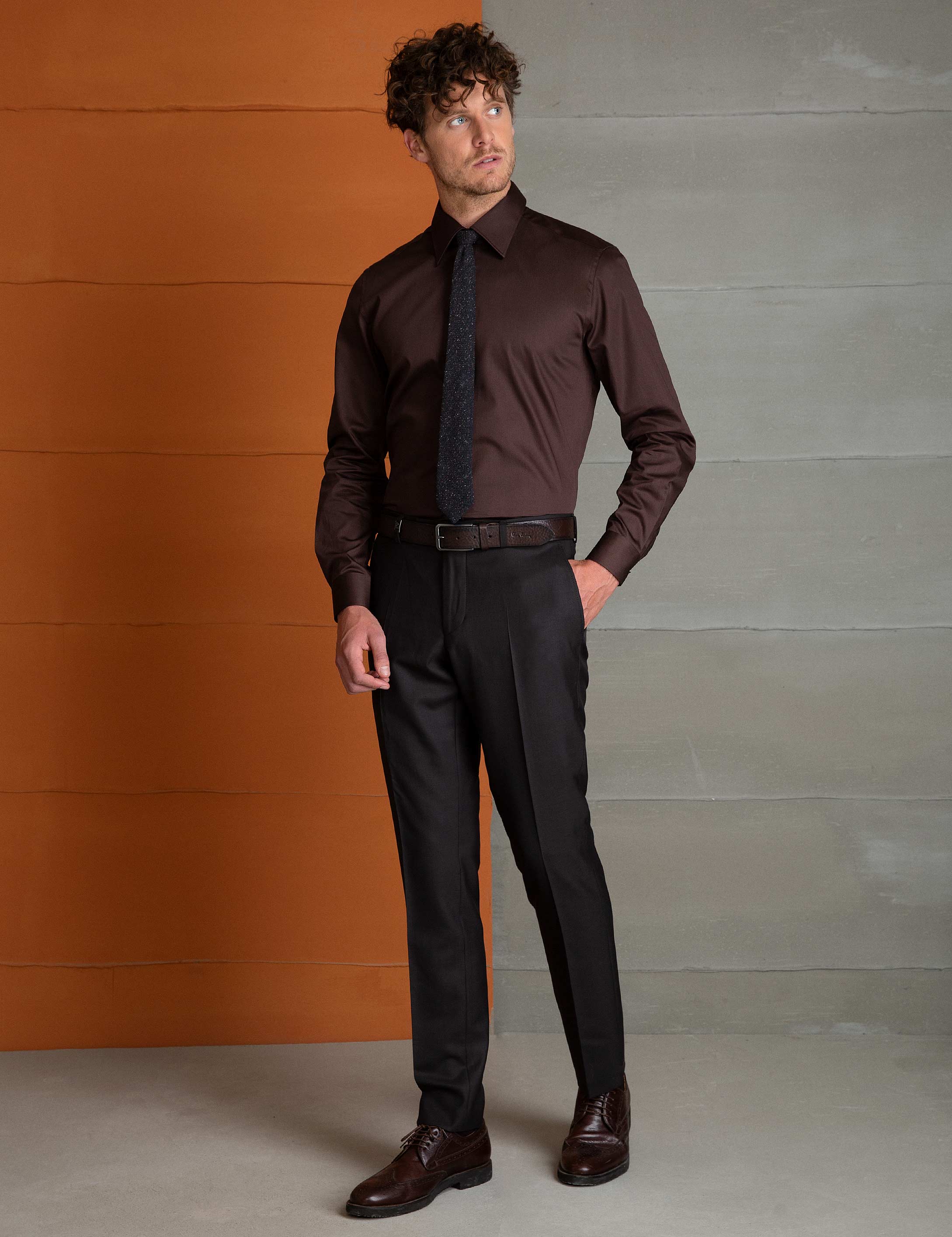 Kahverengi Slim Fit Kumaş Pantolon - Image 2