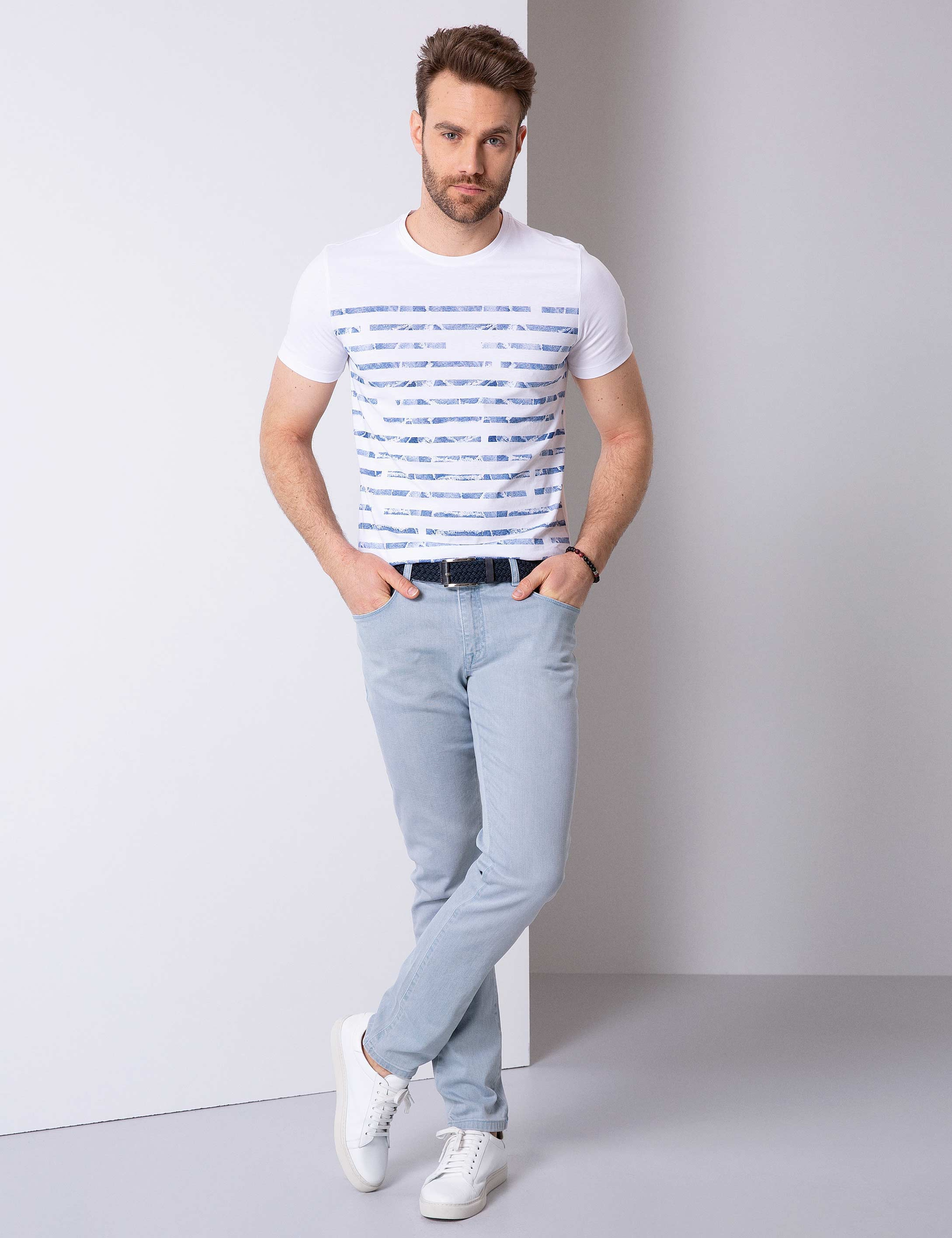 Beyaz Slim Fit Bisiklet Yaka T-Shirt - Image 2