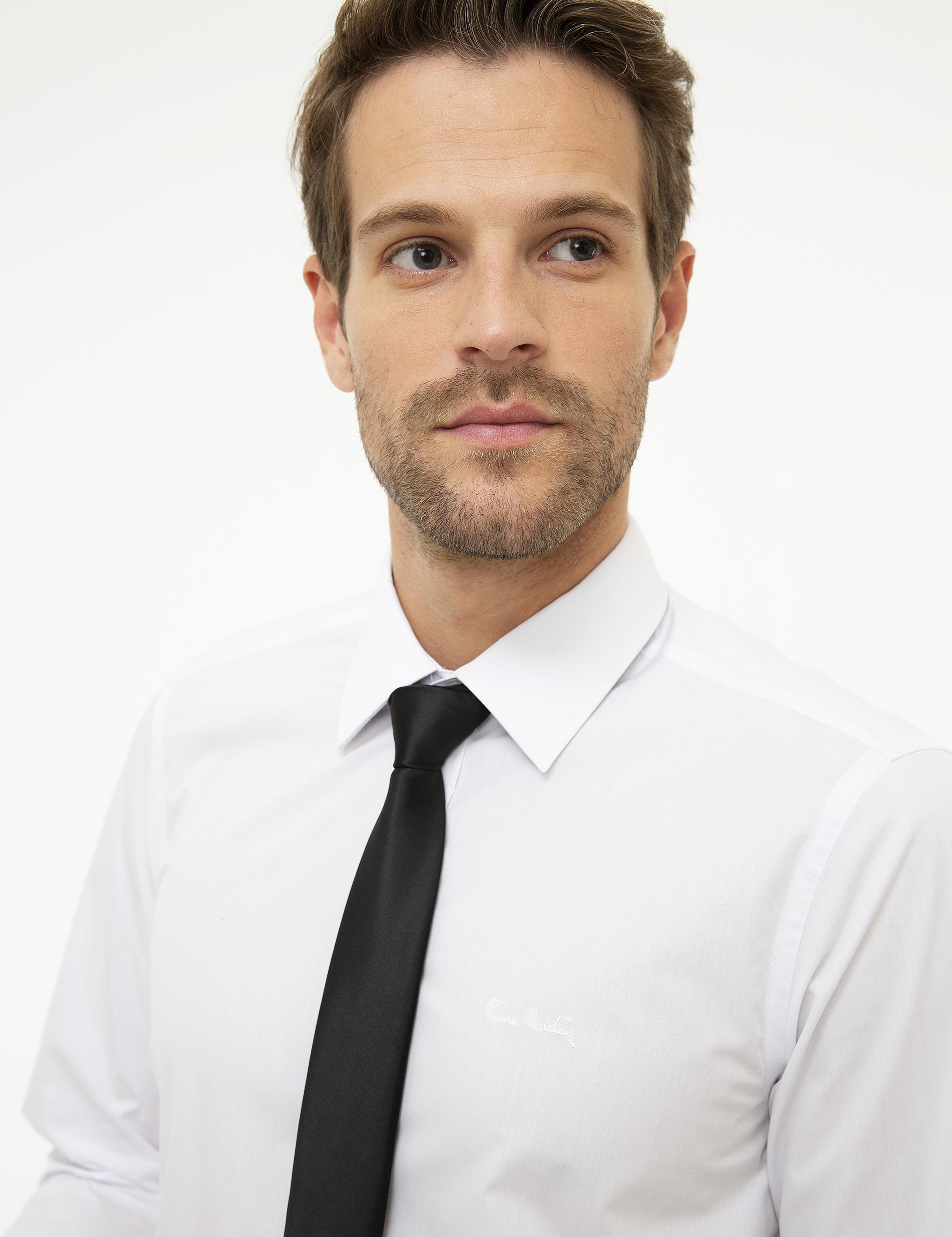 Beyaz Slim Fit Basic Gömlek