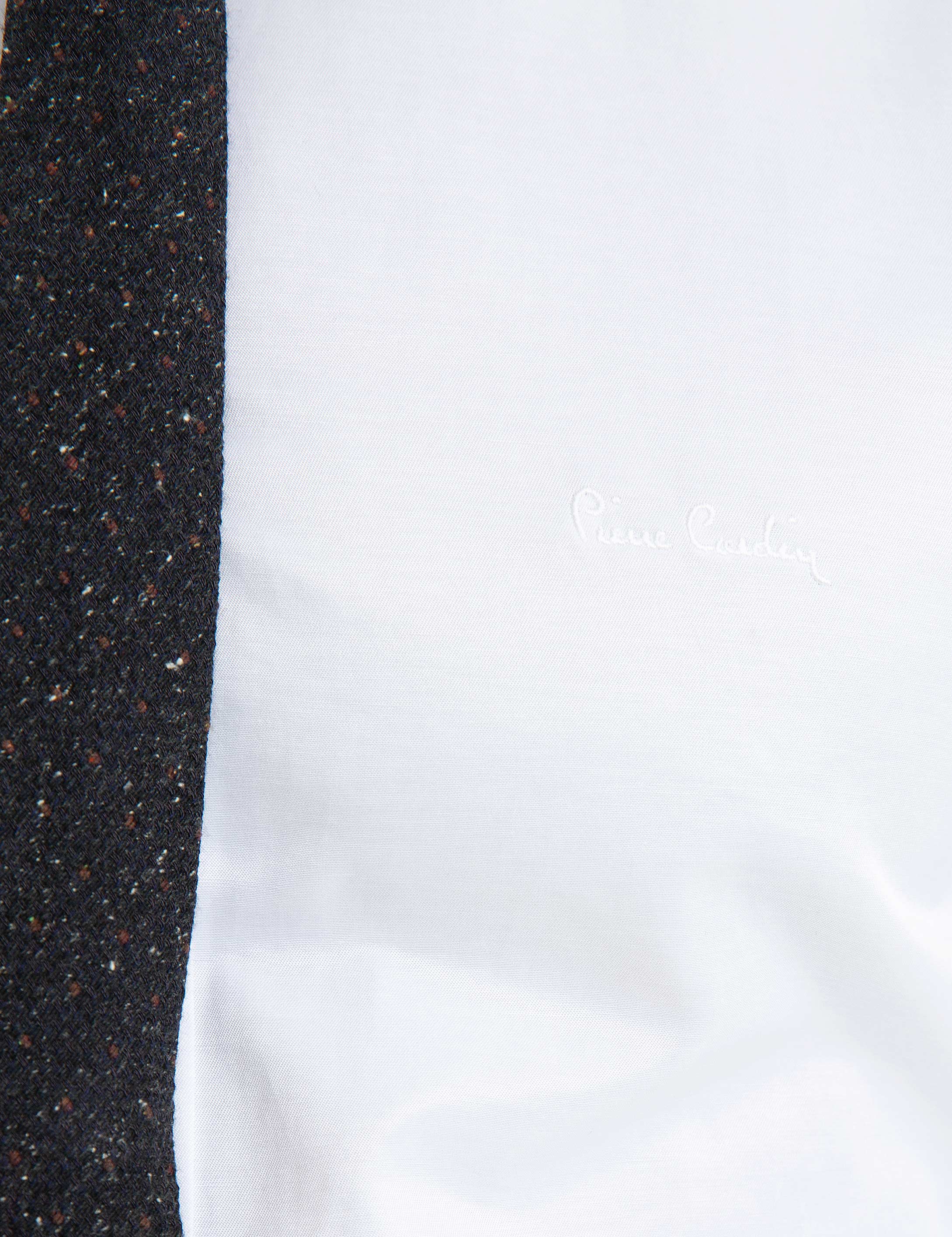 Beyaz Slim Fit Uzun Kollu Basic Gömlek