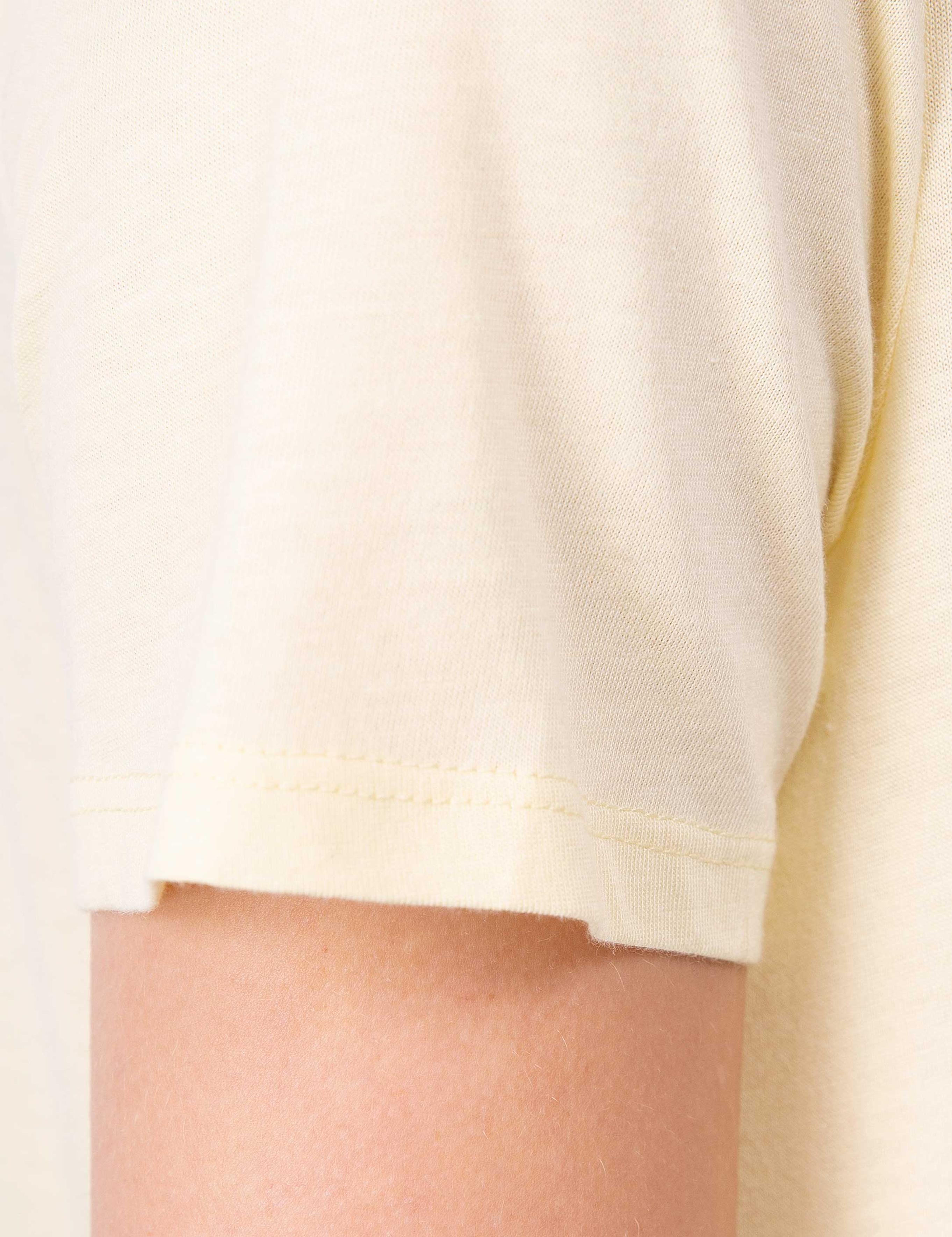 Açık Sarı Regular Fit V Yaka Tişört