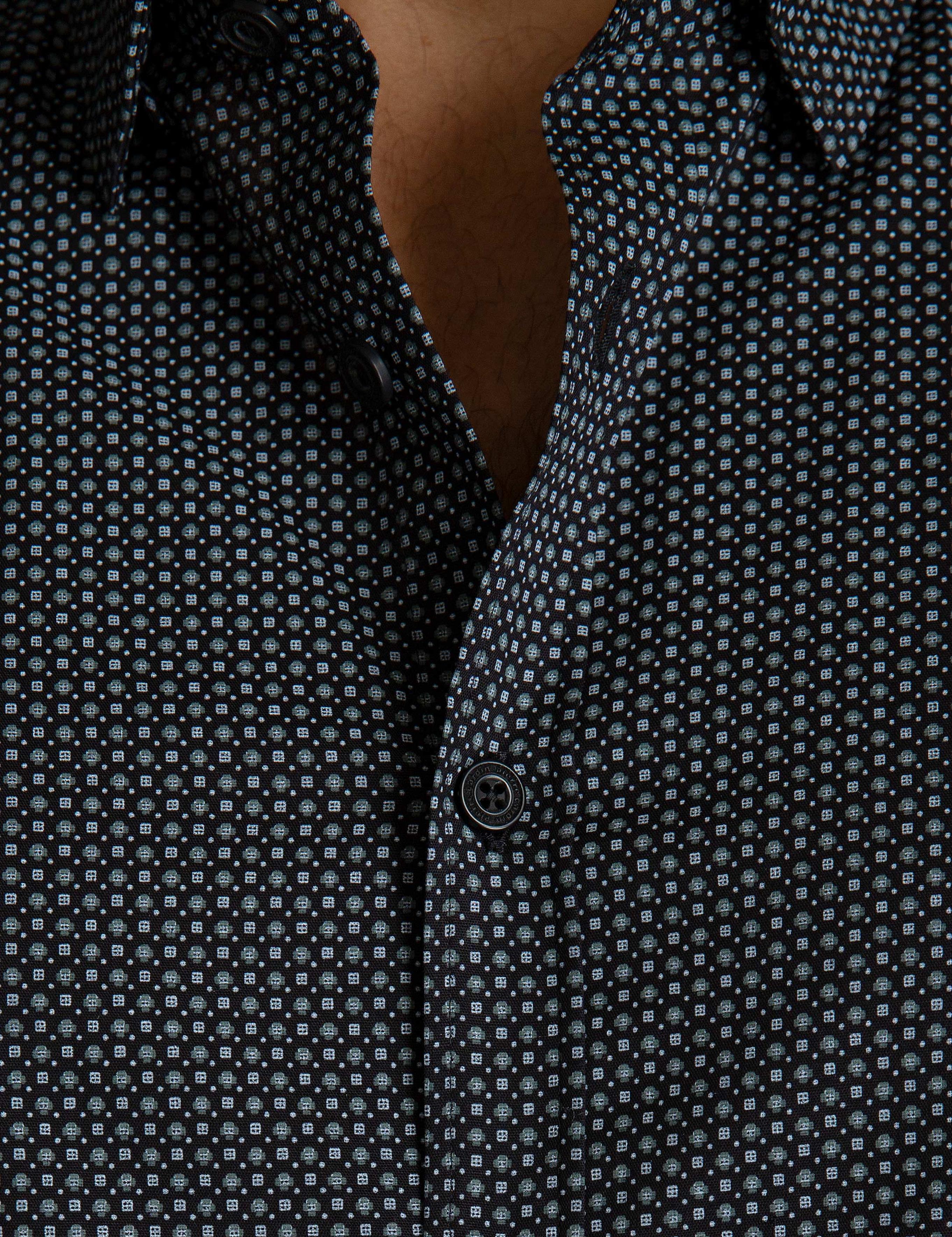 Siyah Slim Fit Gömlek