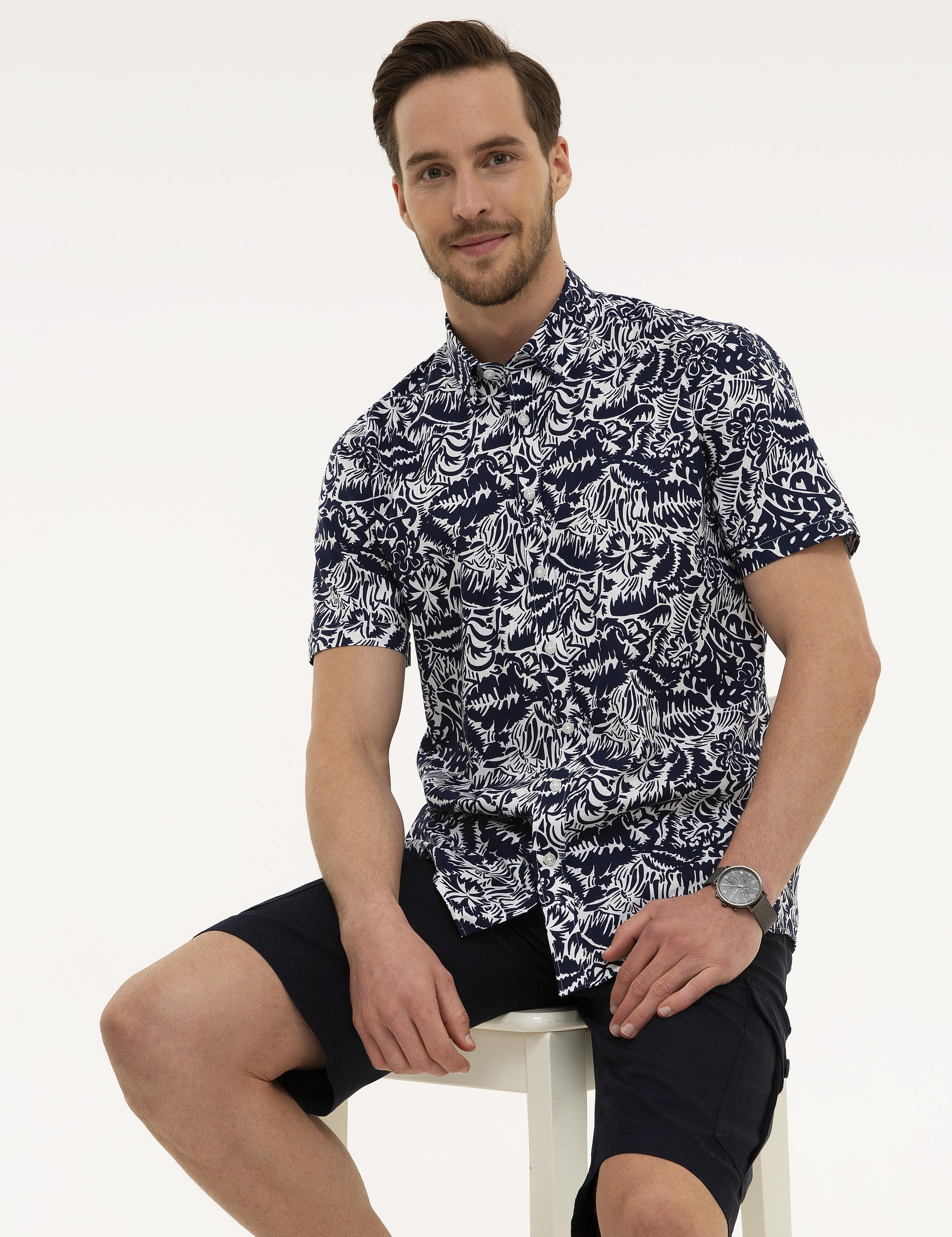 Lacivert Standart Fit Keten Karışımlı Kargo Cepli Bermuda Şort