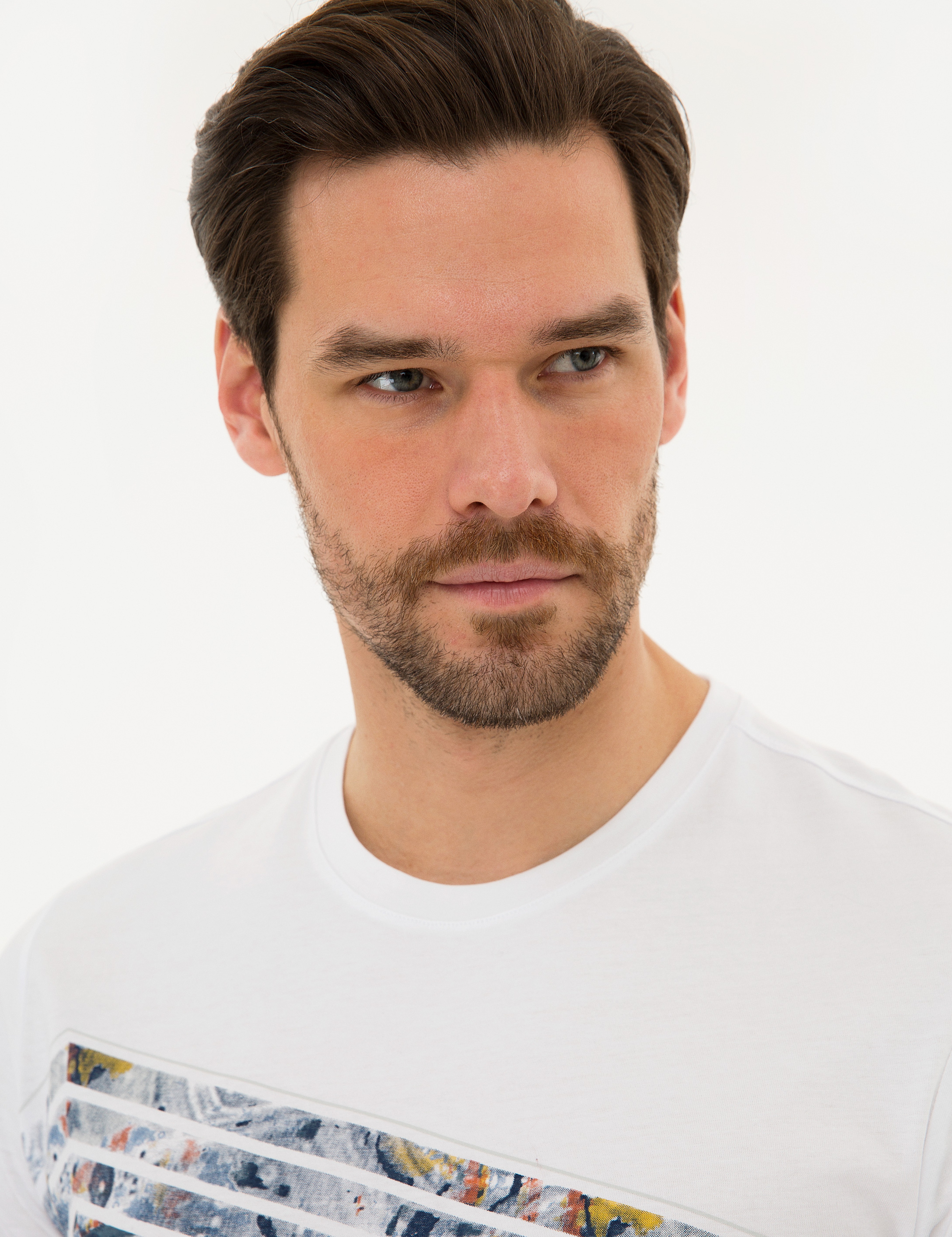 Beyaz Slim Fit Bisiklet Yaka T-Shirt - Image 1