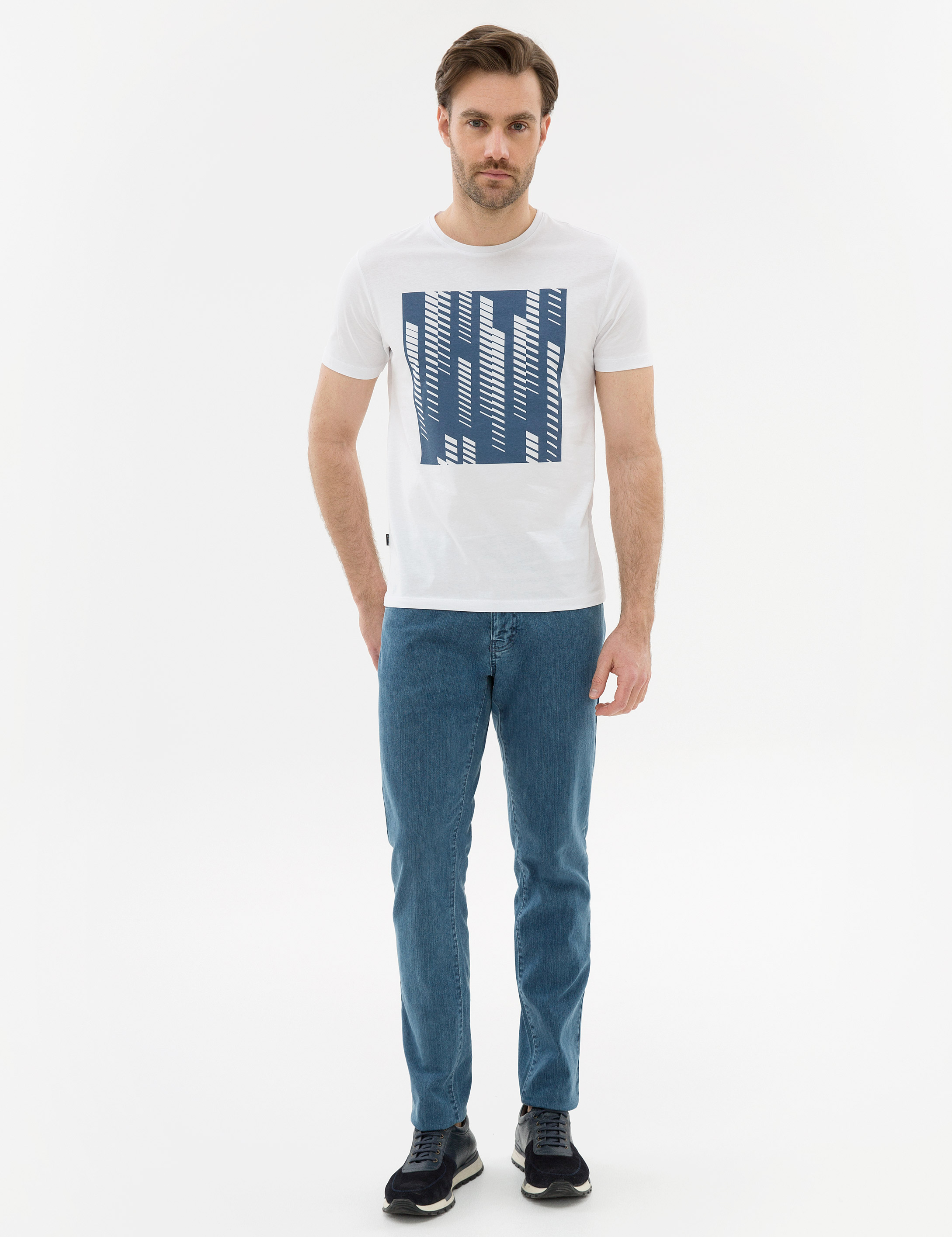 Beyaz Slim Fit Bisiklet Yaka T-Shirt