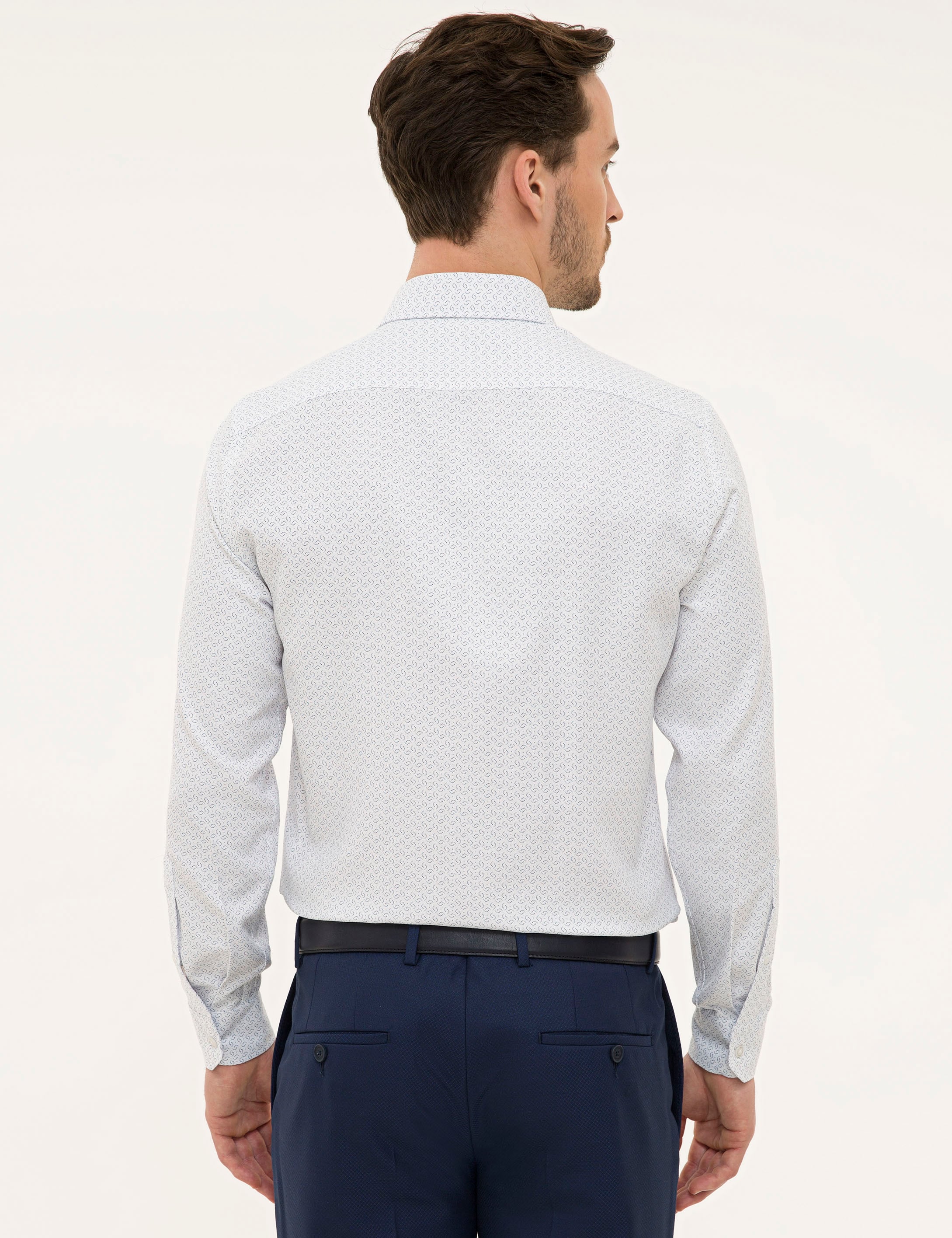 Lacivert Detaylı Beyaz Slim Fit Gömlek