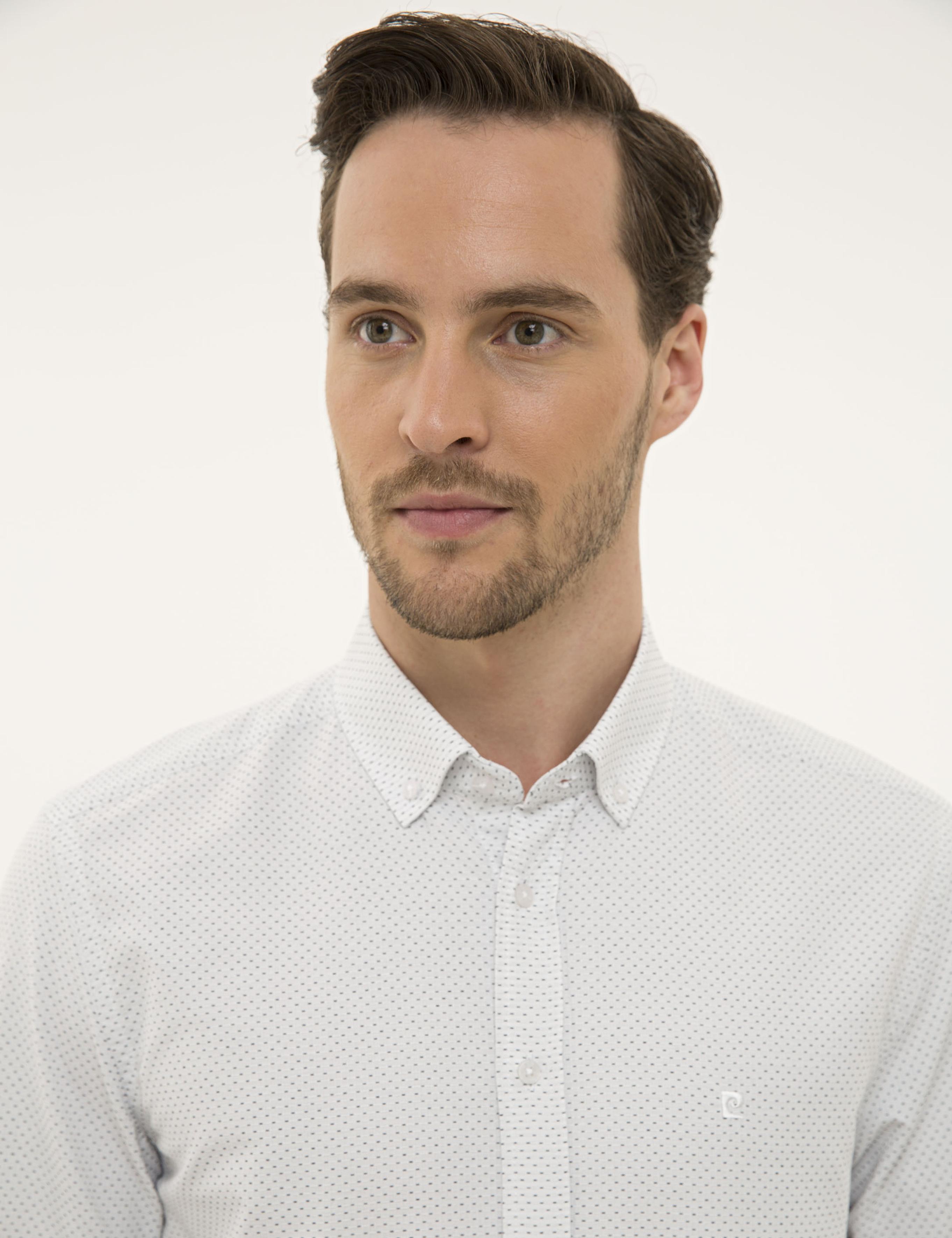 Siyah Detaylı Beyaz Slim Fit Gömlek