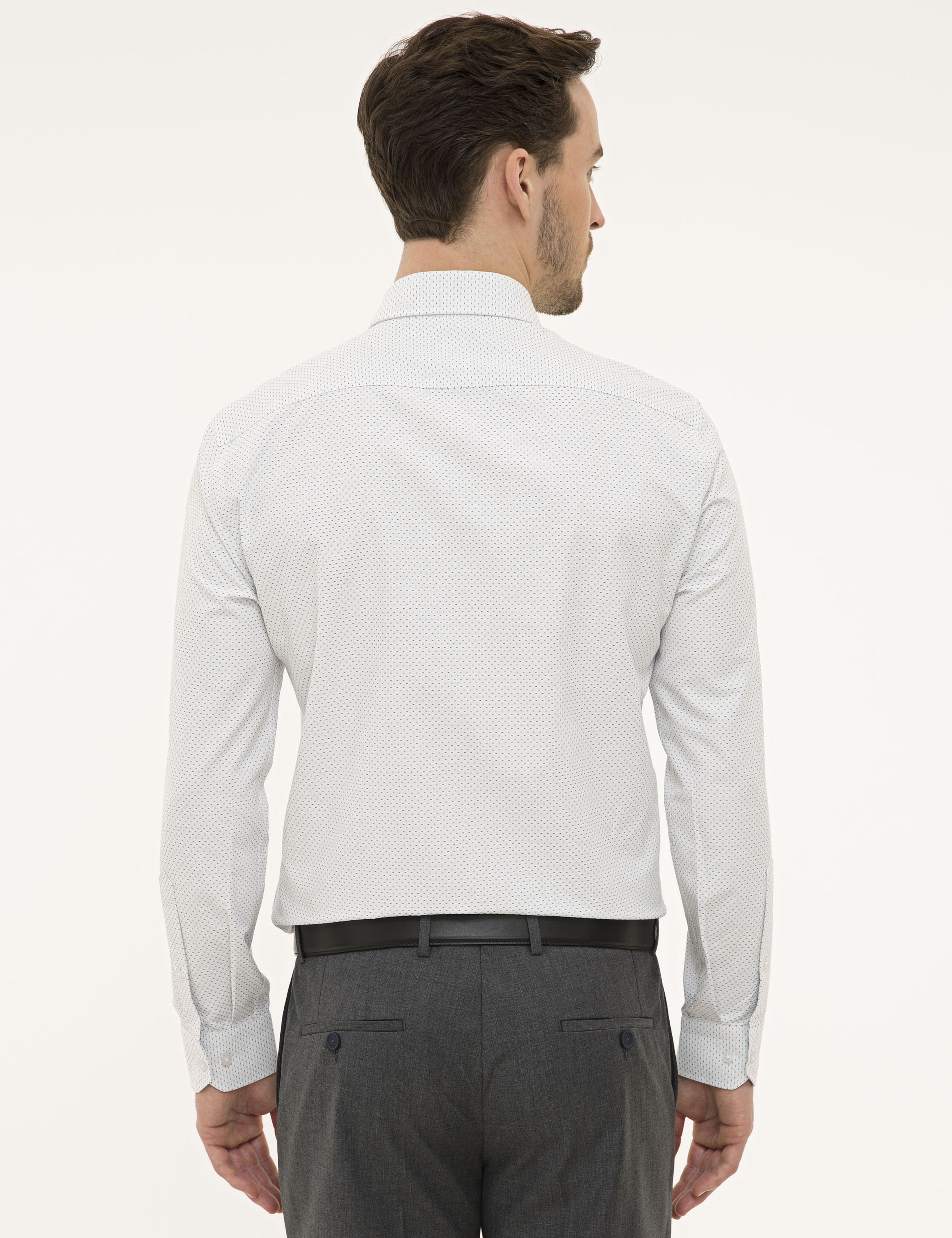Siyah Detaylı Beyaz Slim Fit Gömlek - Image 3