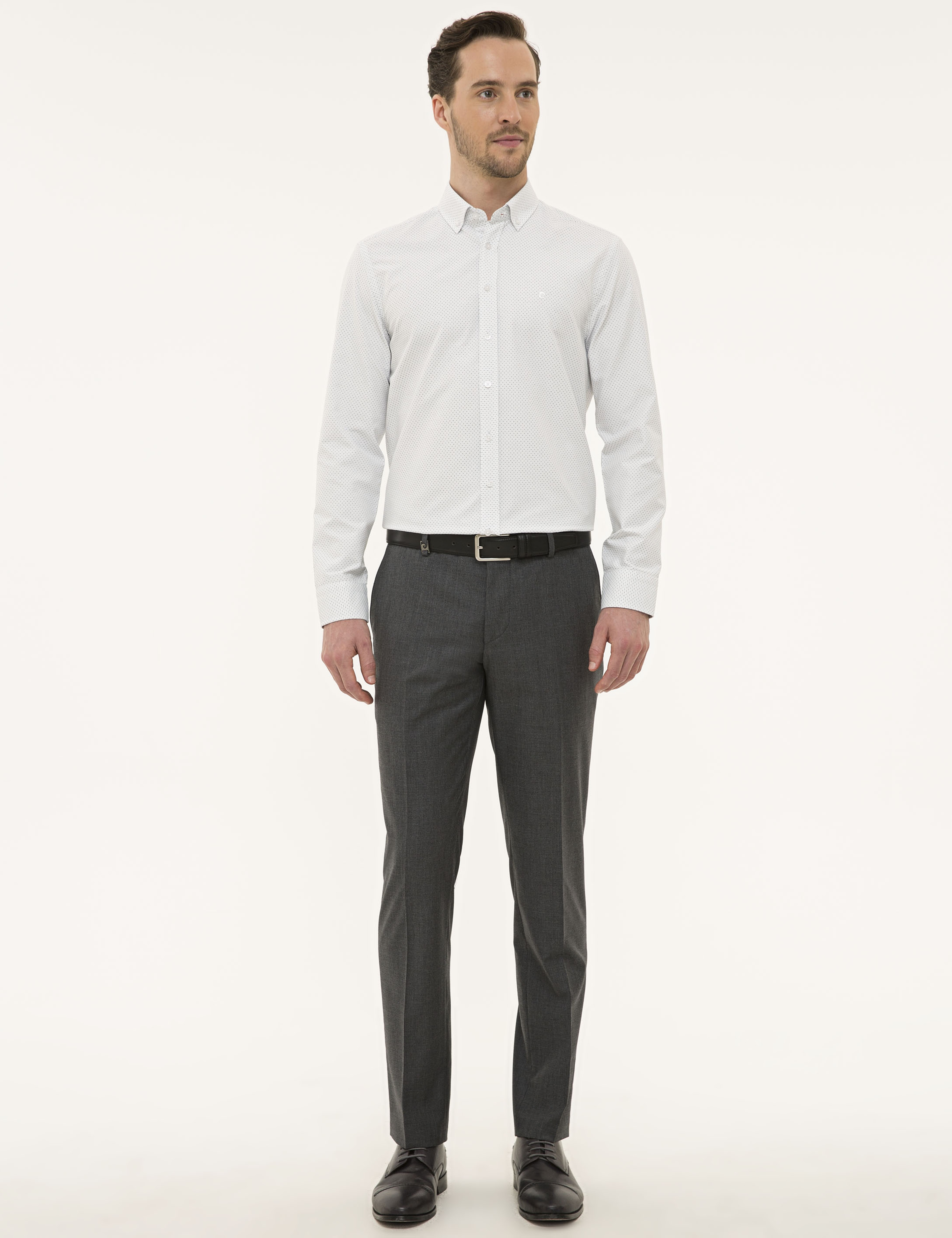 Siyah Detaylı Beyaz Slim Fit Gömlek