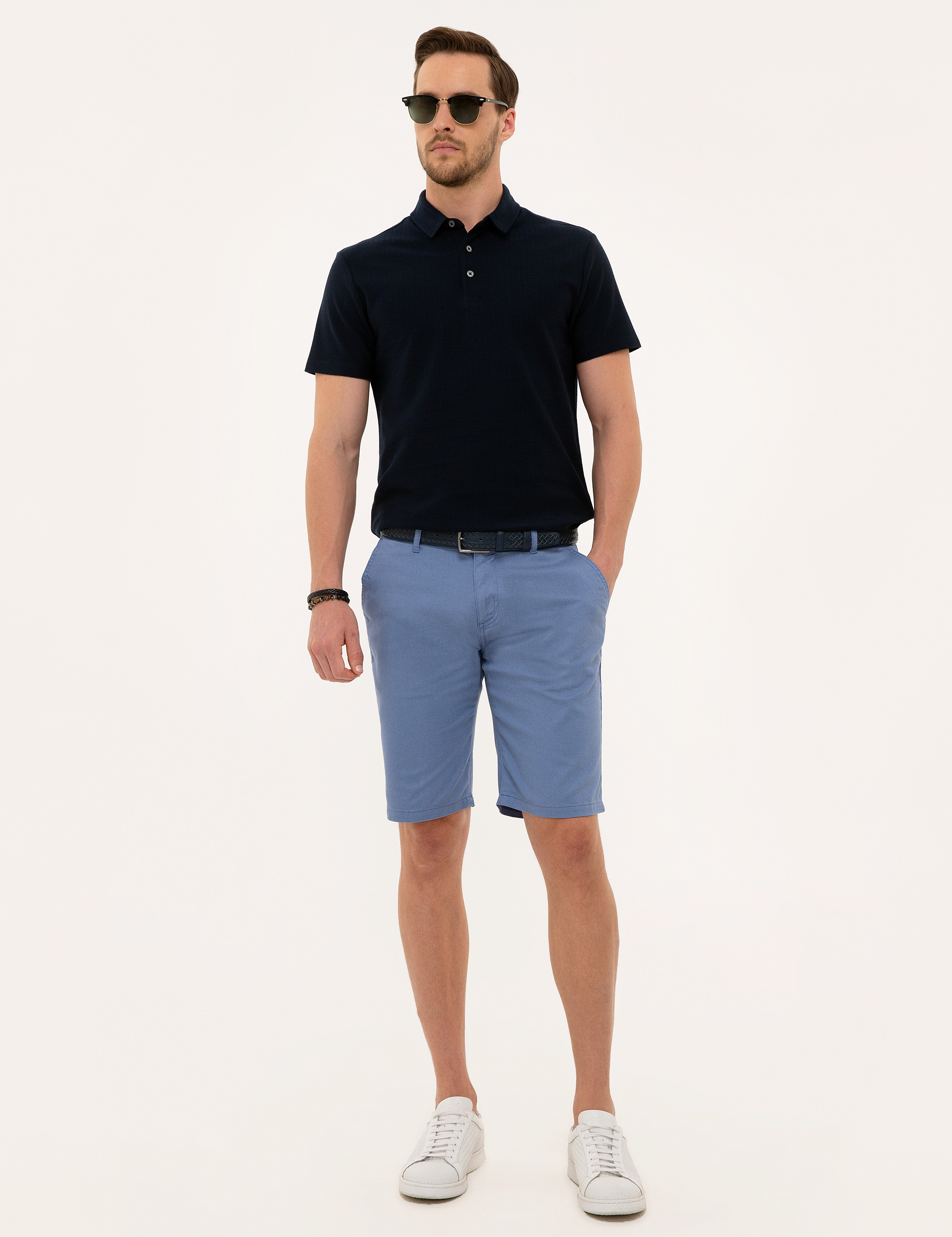 Mavi Standart Fit Bermuda Şort