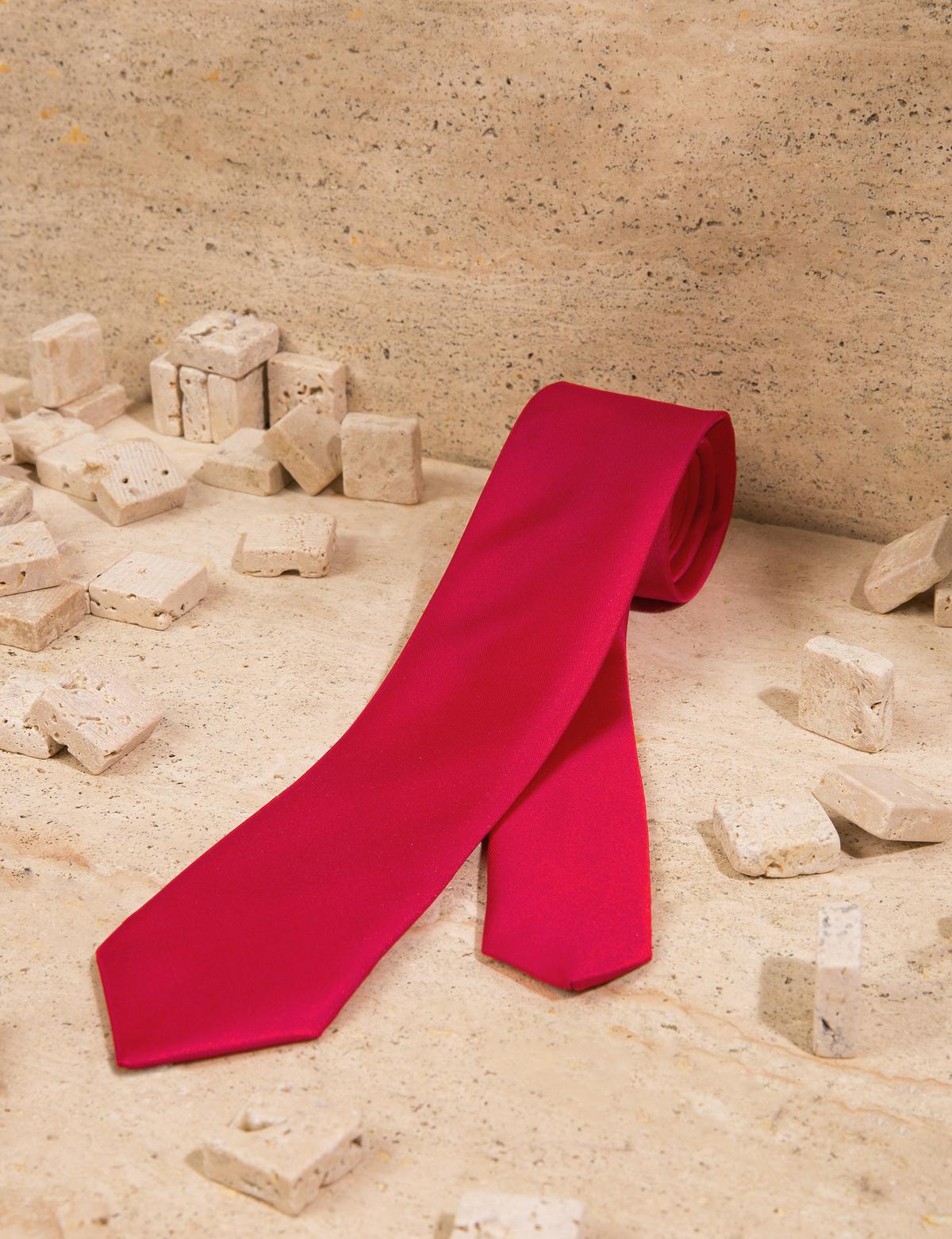Kırmızı Kravat