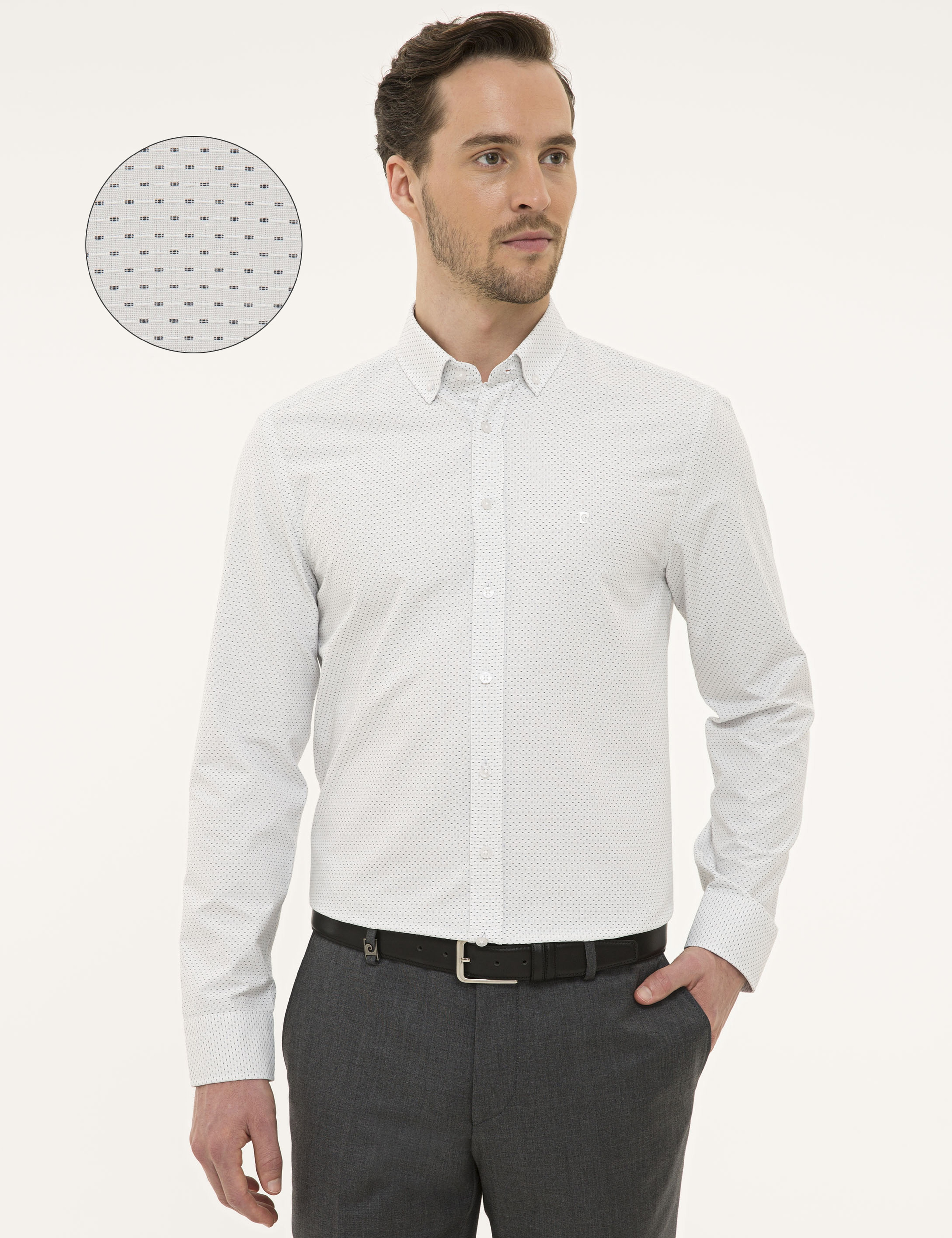 Siyah Detaylı Beyaz Slim Fit Gömlek