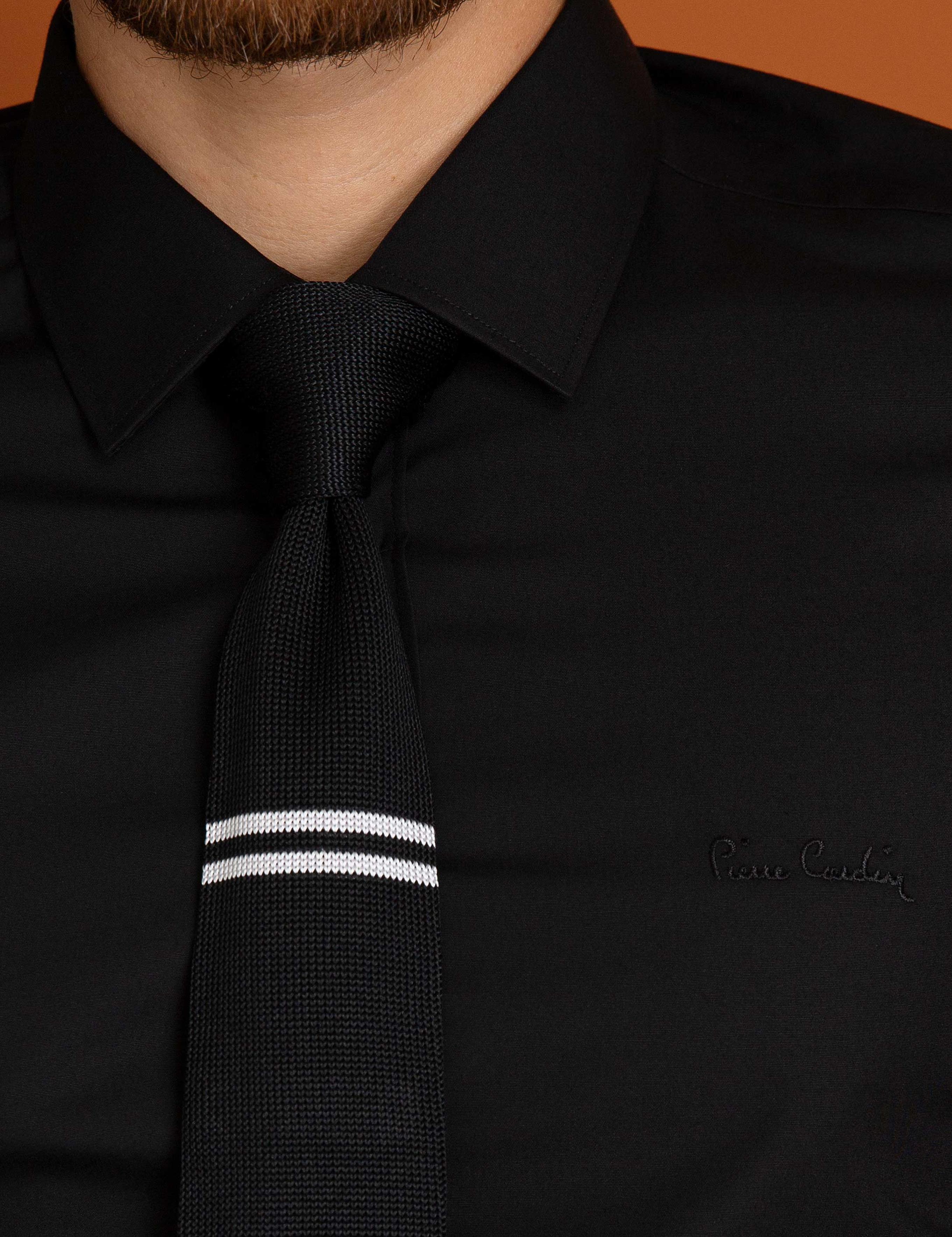 Siyah Slim Fit Uzun Kollu Klasik Gömlek