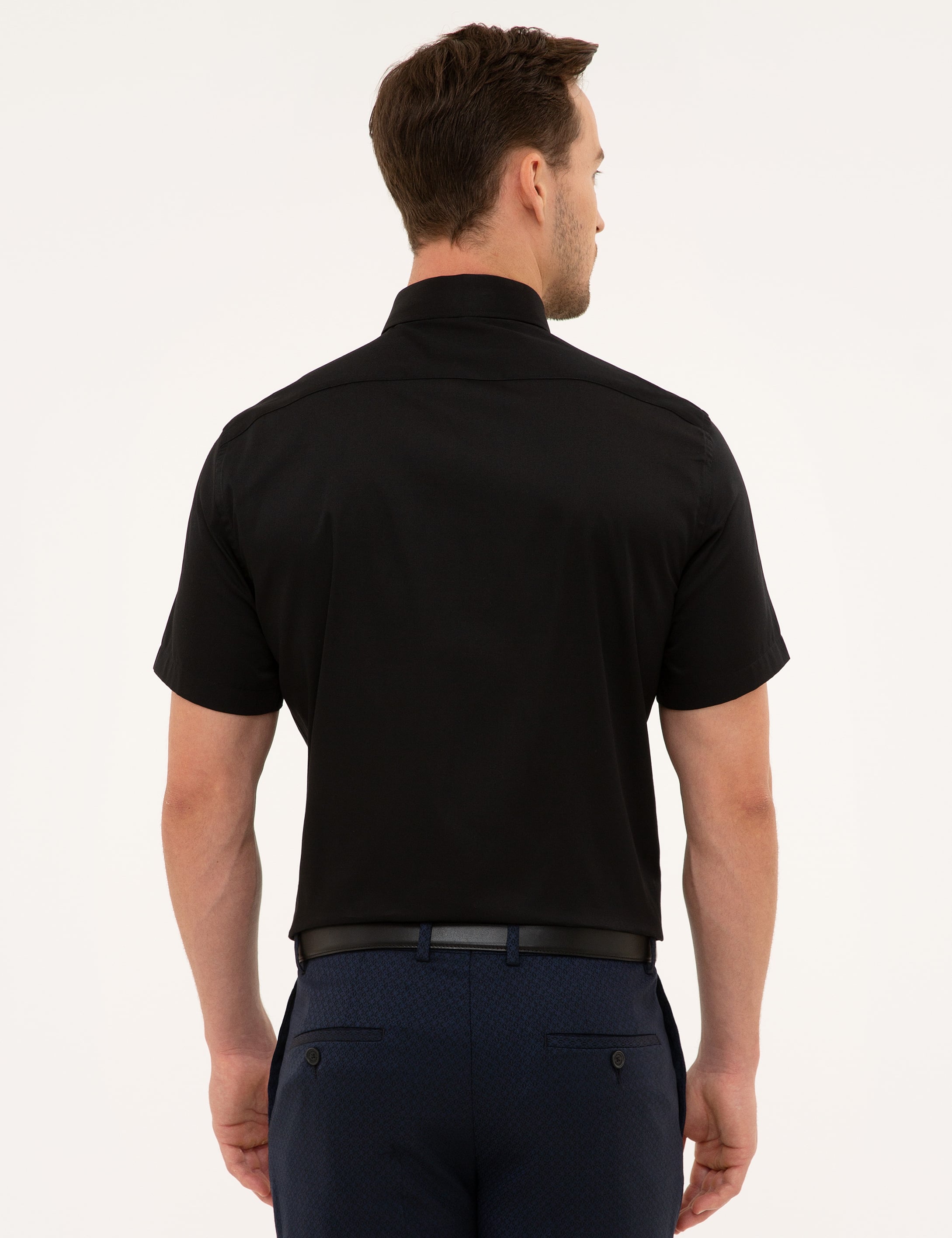 Siyah Regular Fit Kısa Kollu Gömlek - Image 2