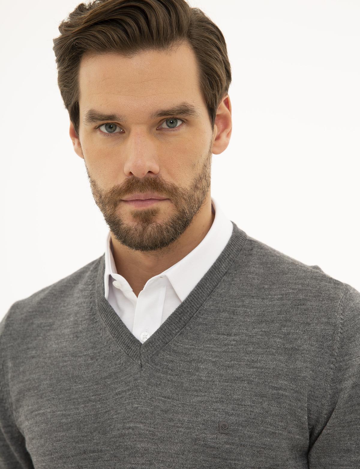 Gri Melanj Slim Fit V Yaka Yün Karışımlı Basic Triko Kazak