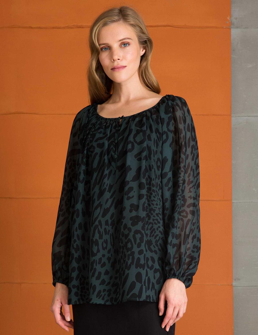 Zümrüt Oversize Uzun Kollu Gömlek