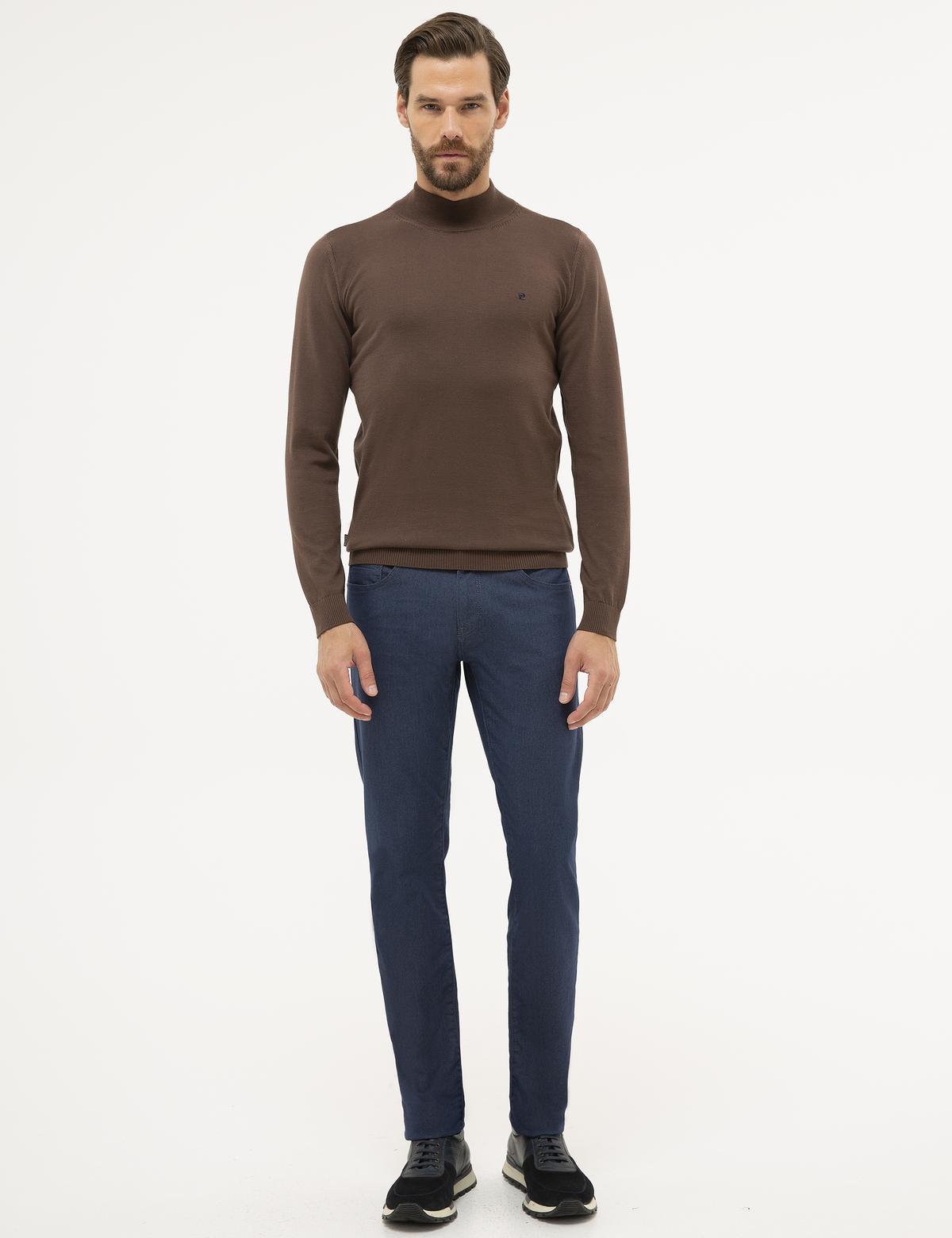 Kahverengi Slim Fit Yarım Balıkçı Yaka Basic Triko Kazak - 50230807041