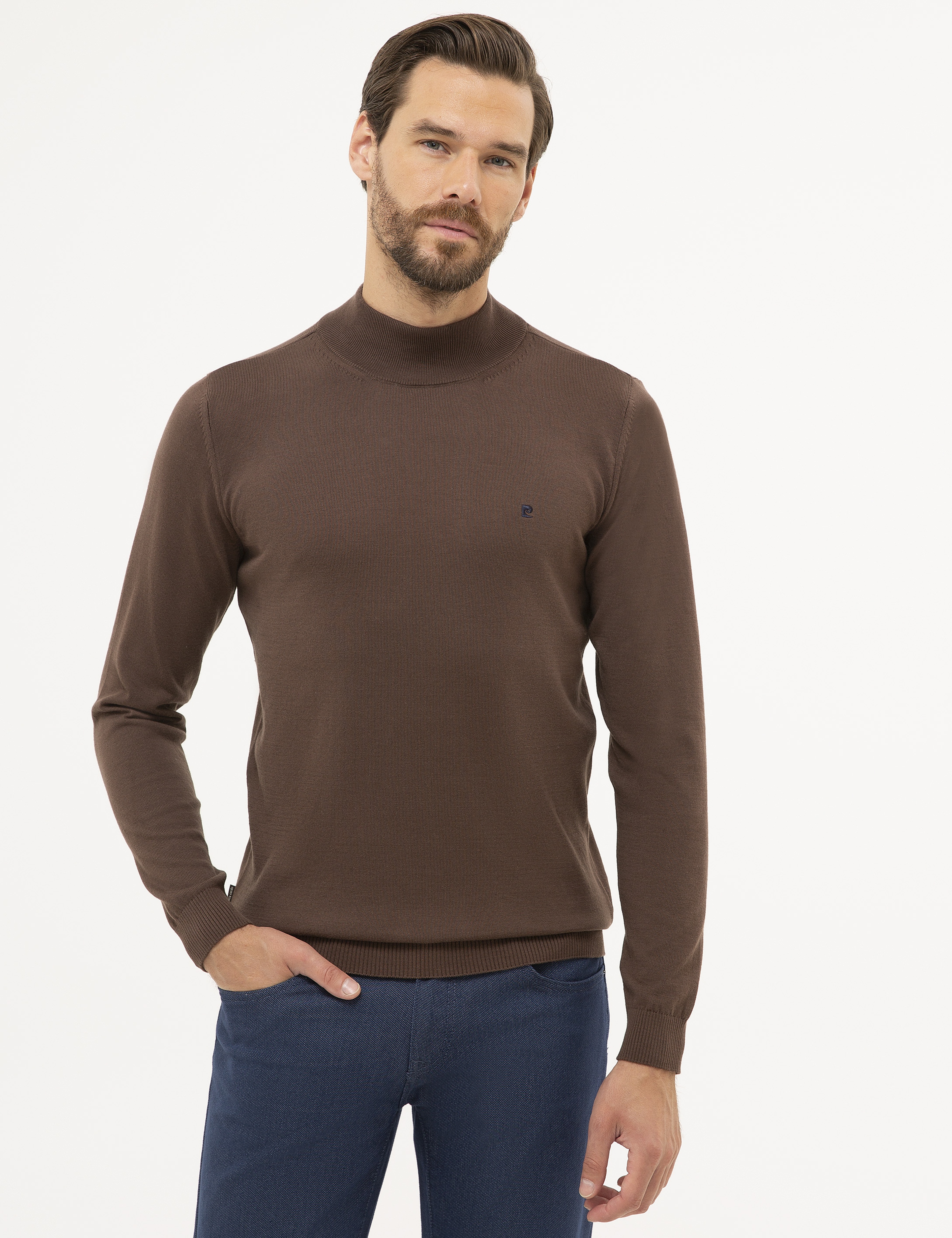 Kahverengi Slim Fit Yarım Balıkçı Yaka Basic Triko Kazak - Image 1