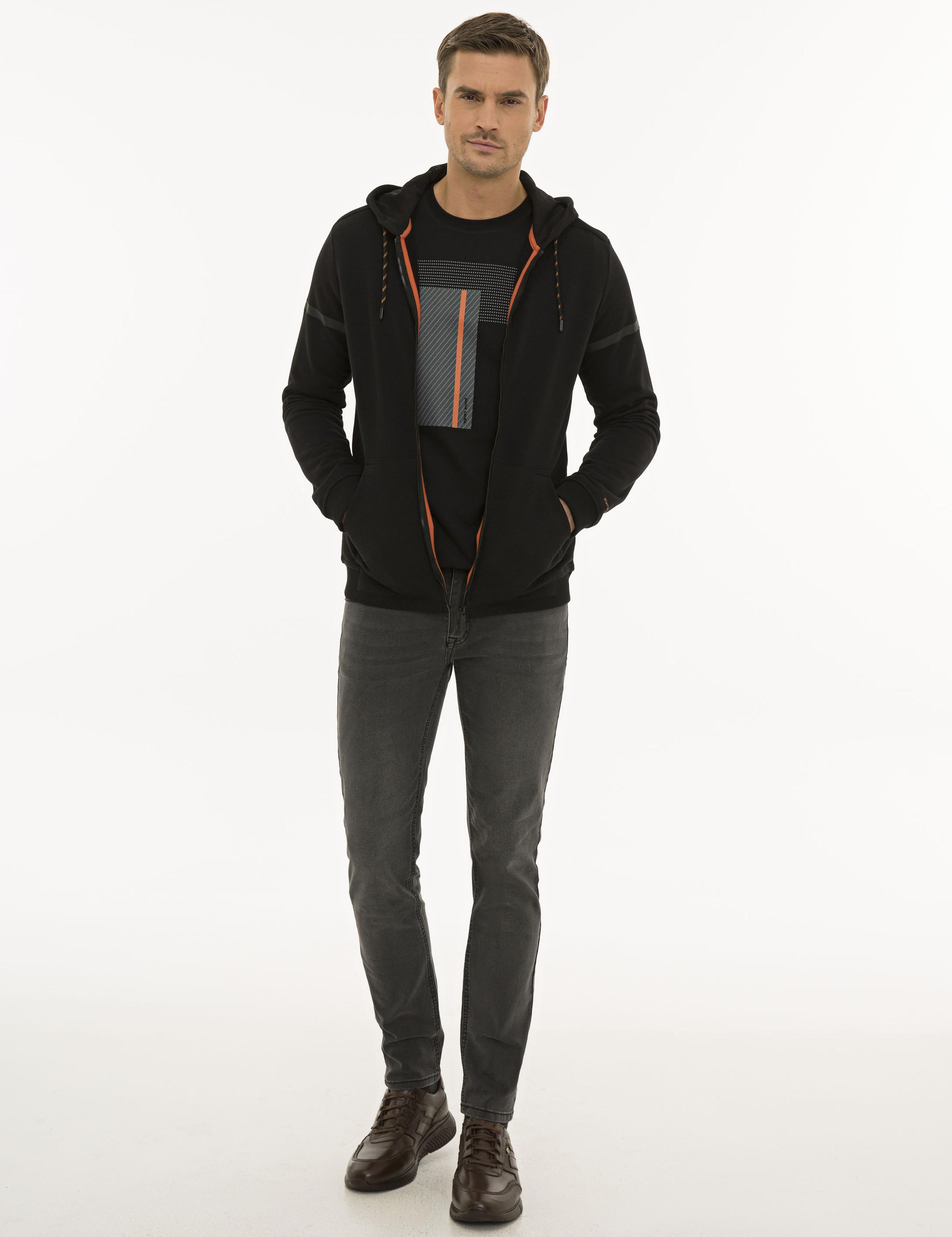 Siyah Regular Fit Sweatshirt