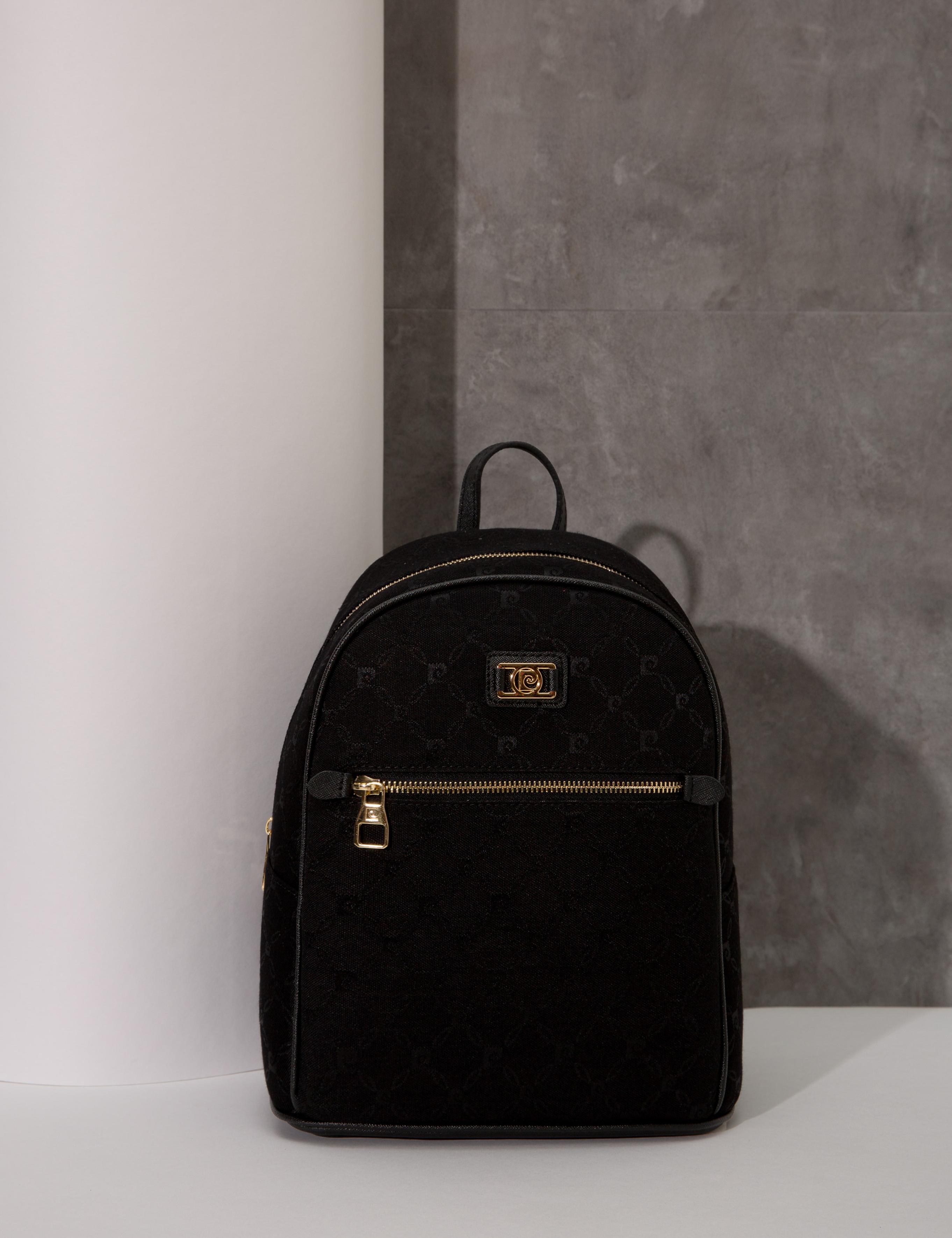 Siyah Sırt Çantası