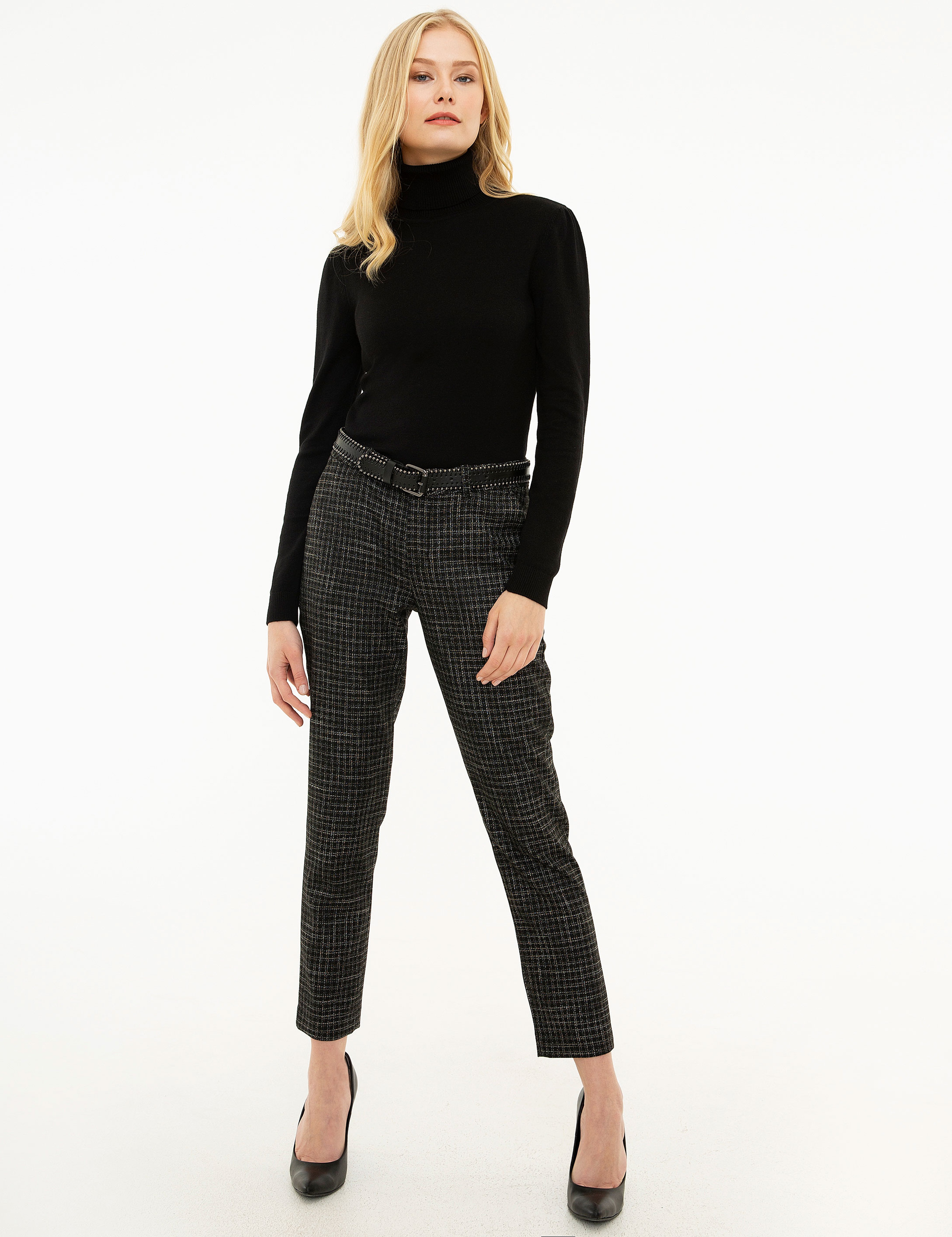 Siyah Slim Fit Kumaş Pantolon - Image 1