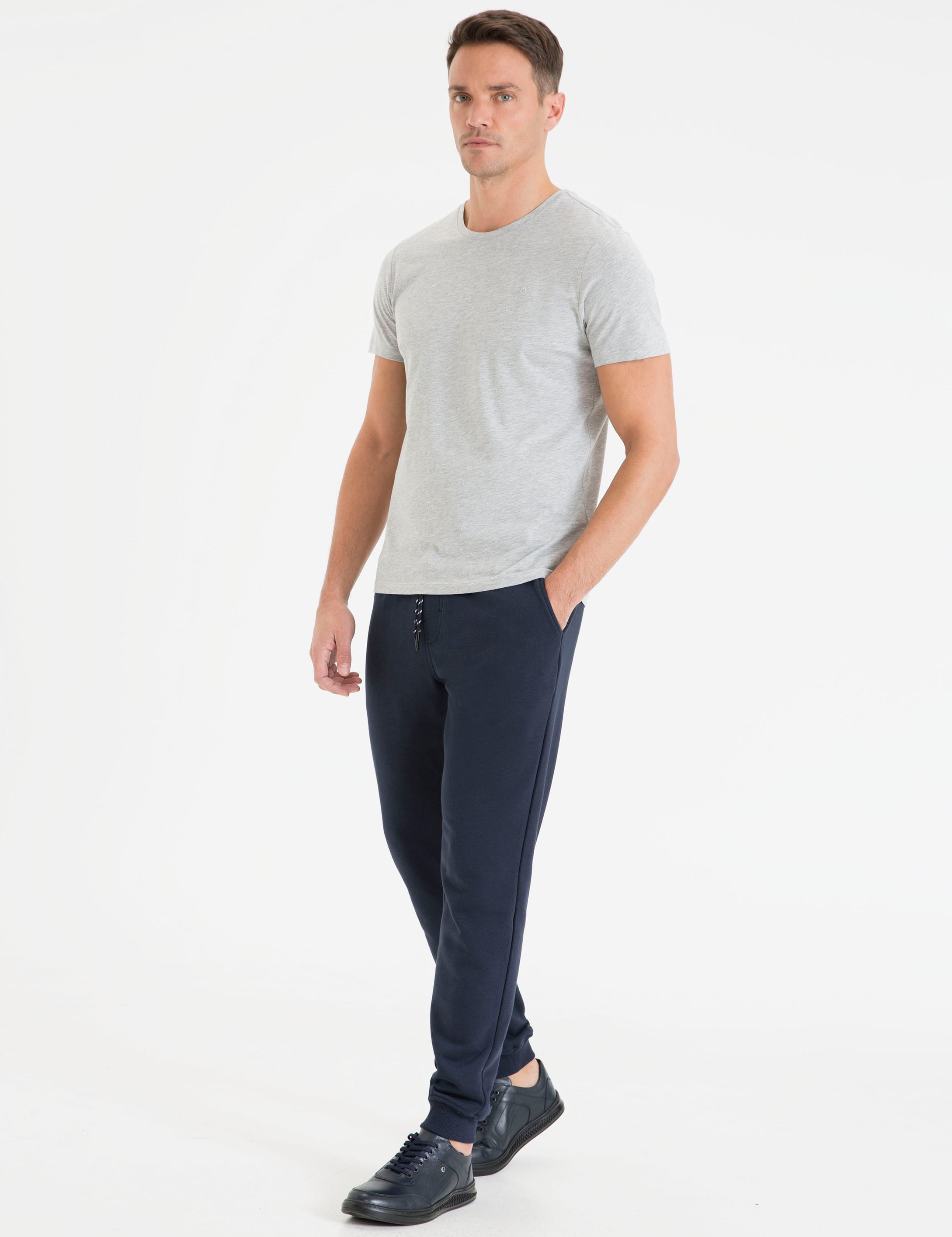 Lacivert Slim Fit Eşofman Altı - Image 2