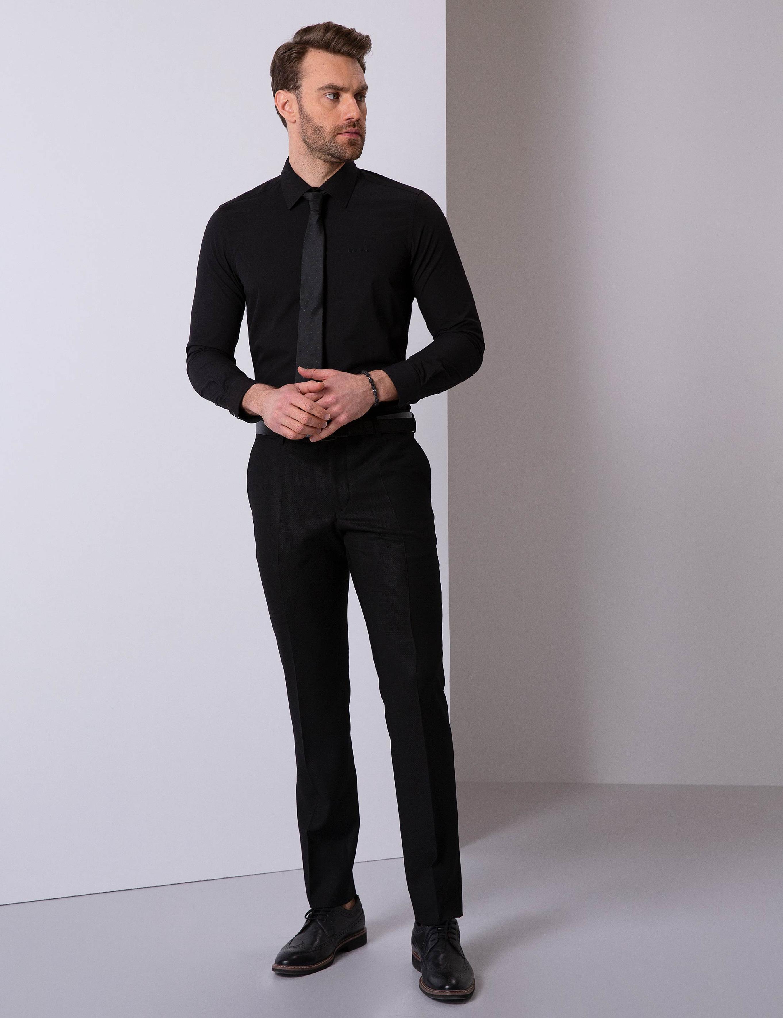 Siyah Slim Fit Uzun Kollu Basic Gömlek