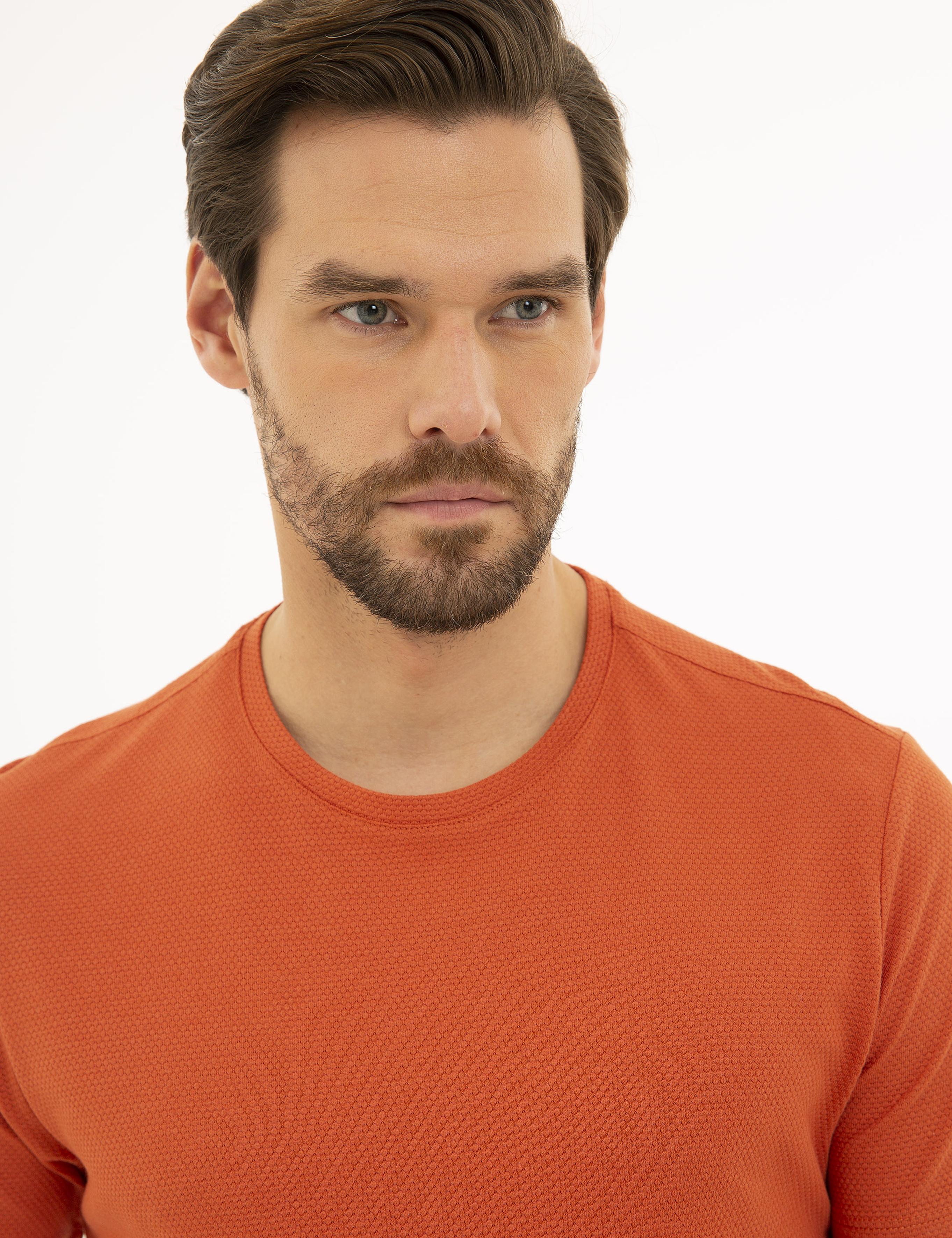 Kırmızı Slim Fit Bisiklet Yaka Tişört