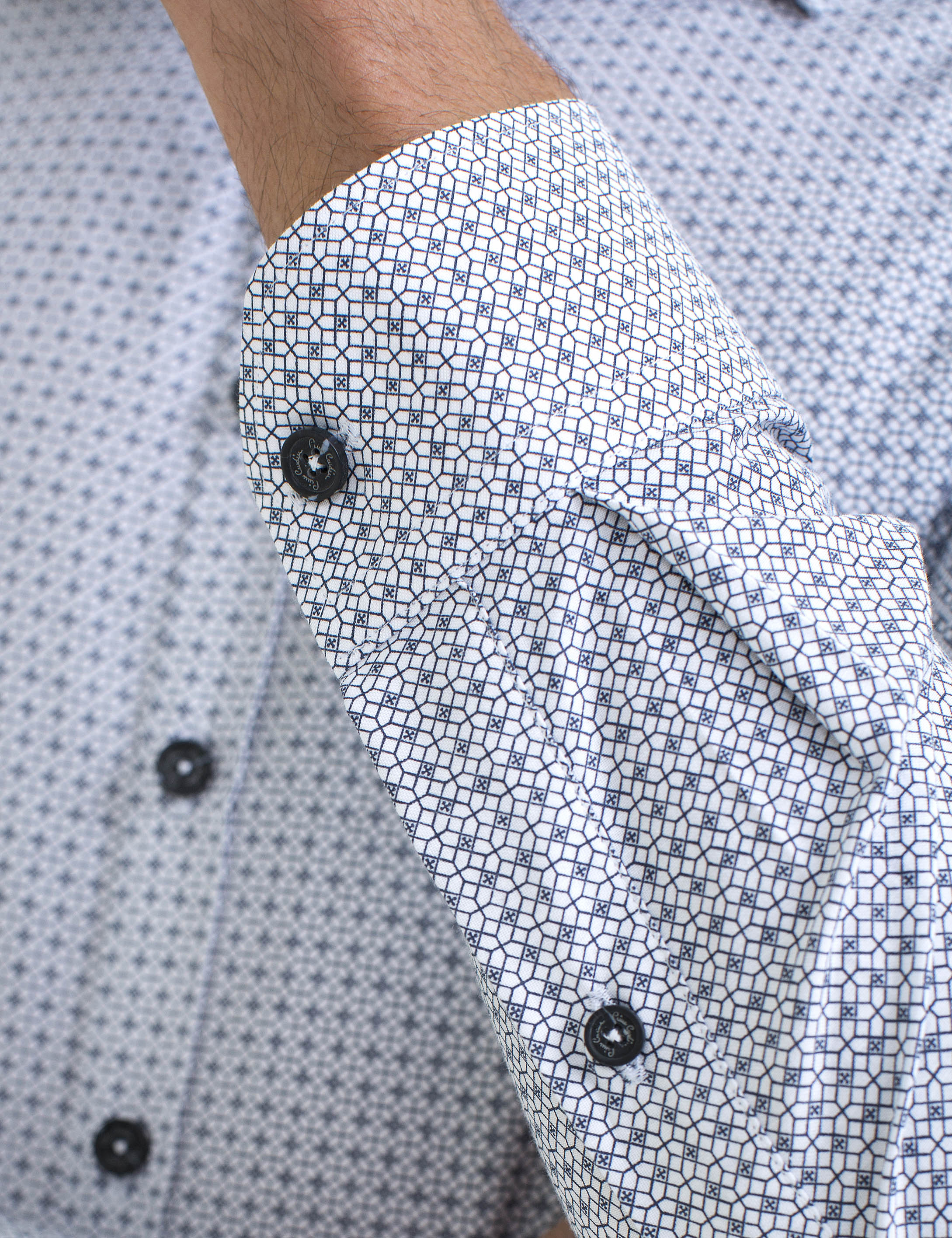 Siyah Detaylı Slim Fit Gömlek