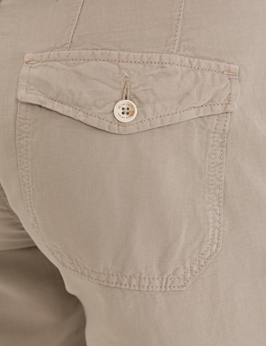 Bej Standart Fit Keten Karışımlı Bermuda Şort