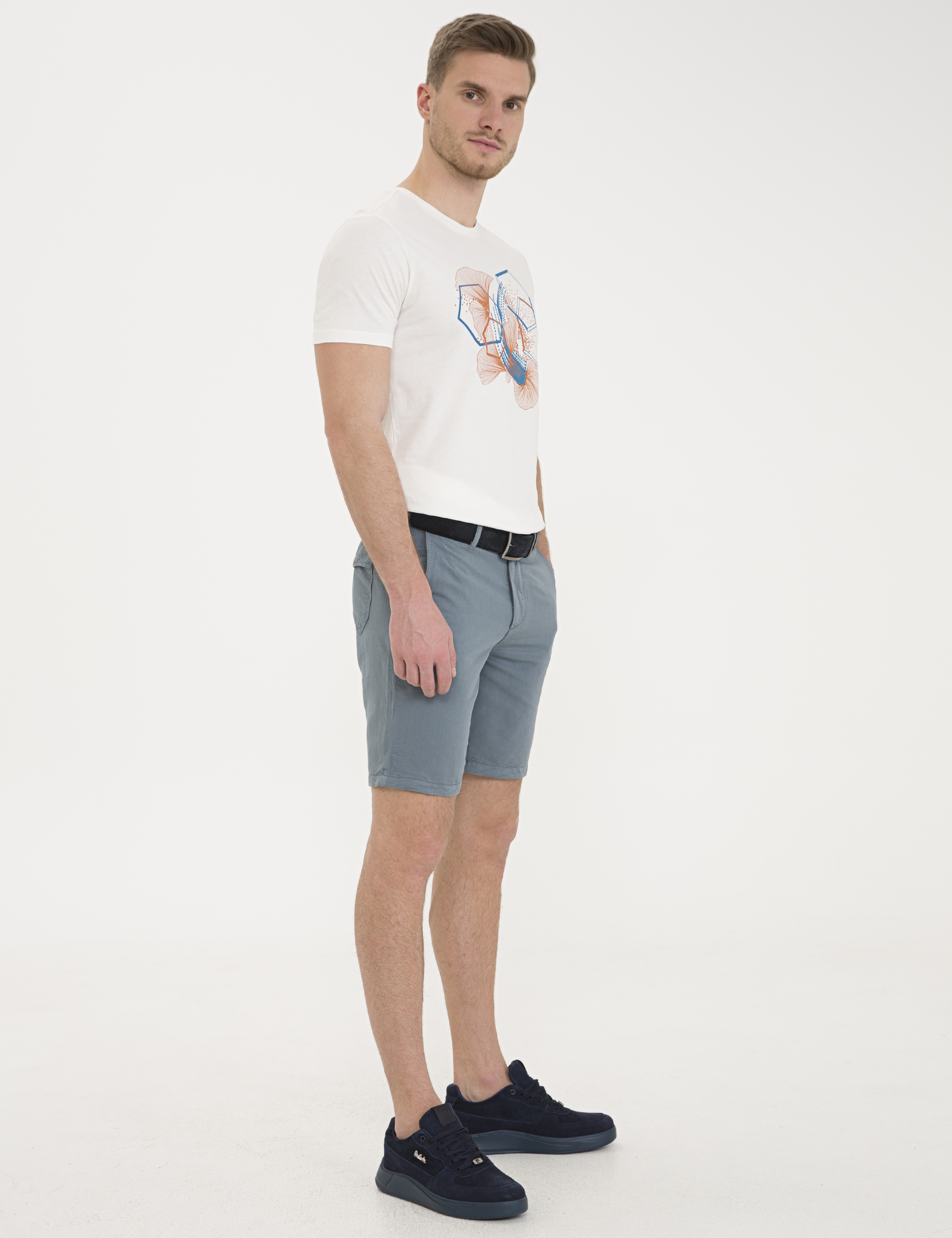 Mint Standart Fit Keten Karışımlı Bermuda Şort