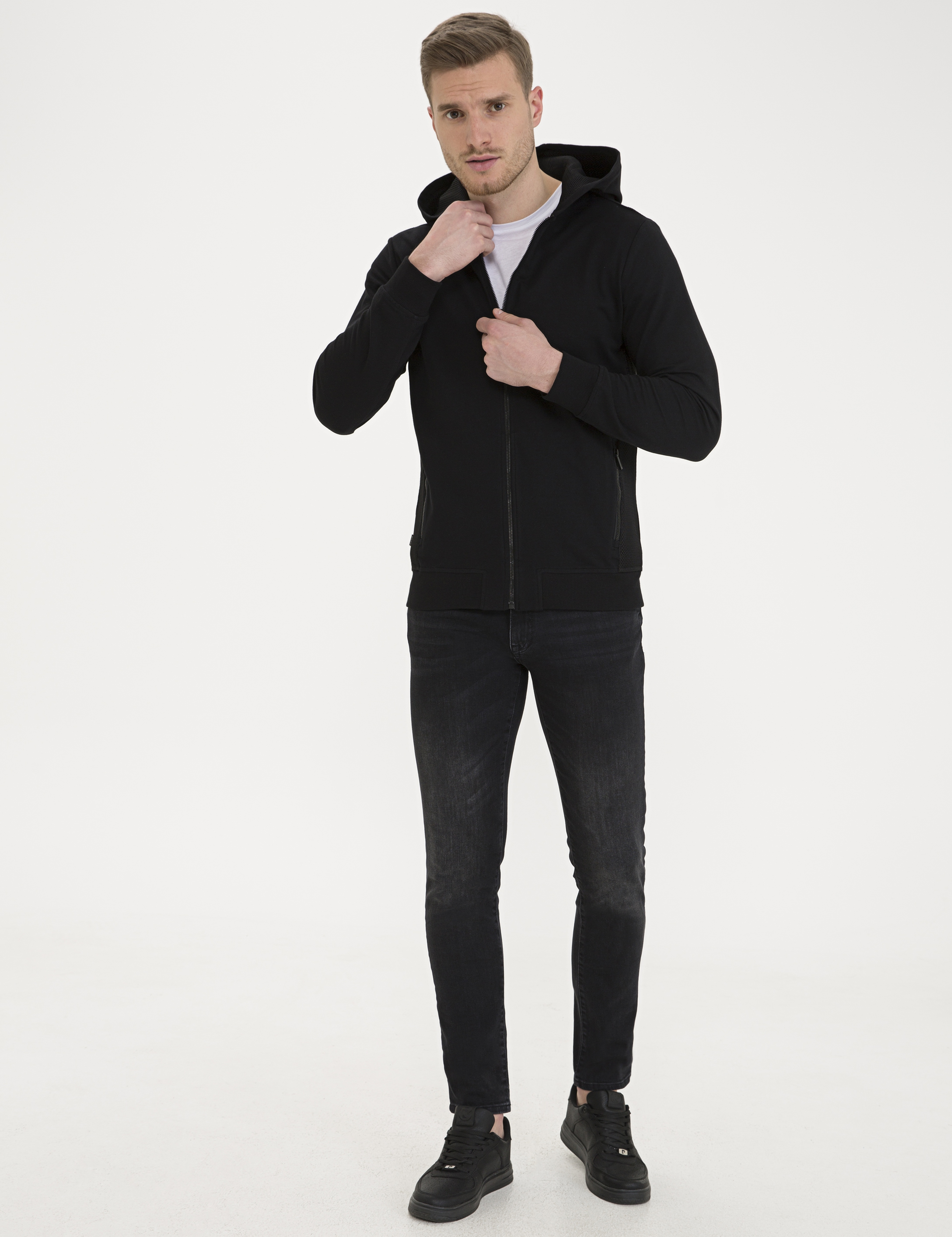 Siyah Standart Fit Kapüşonlu Sweatshirt - Image 5