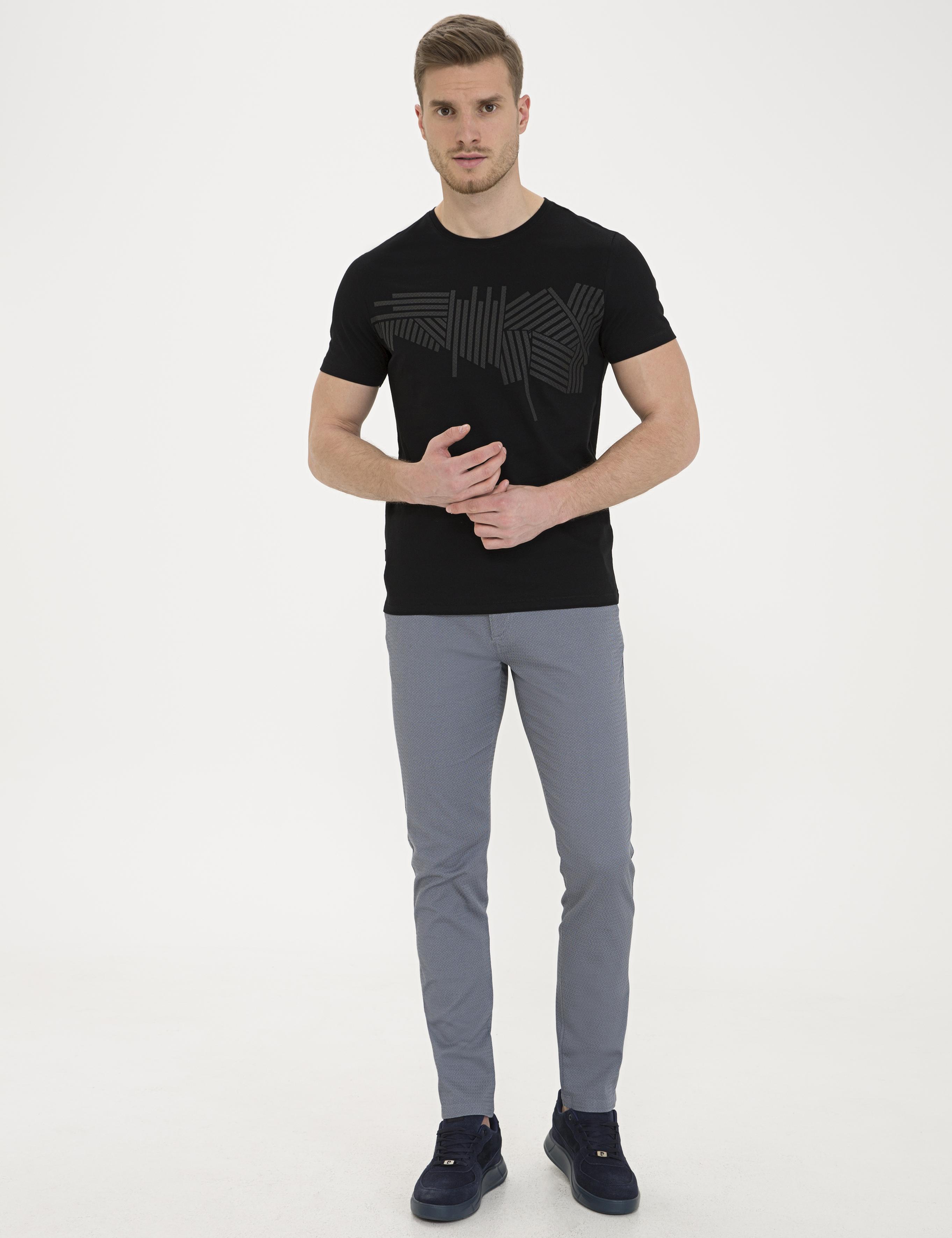 Siyah Slim Fit Bisiklet Yaka Tişört