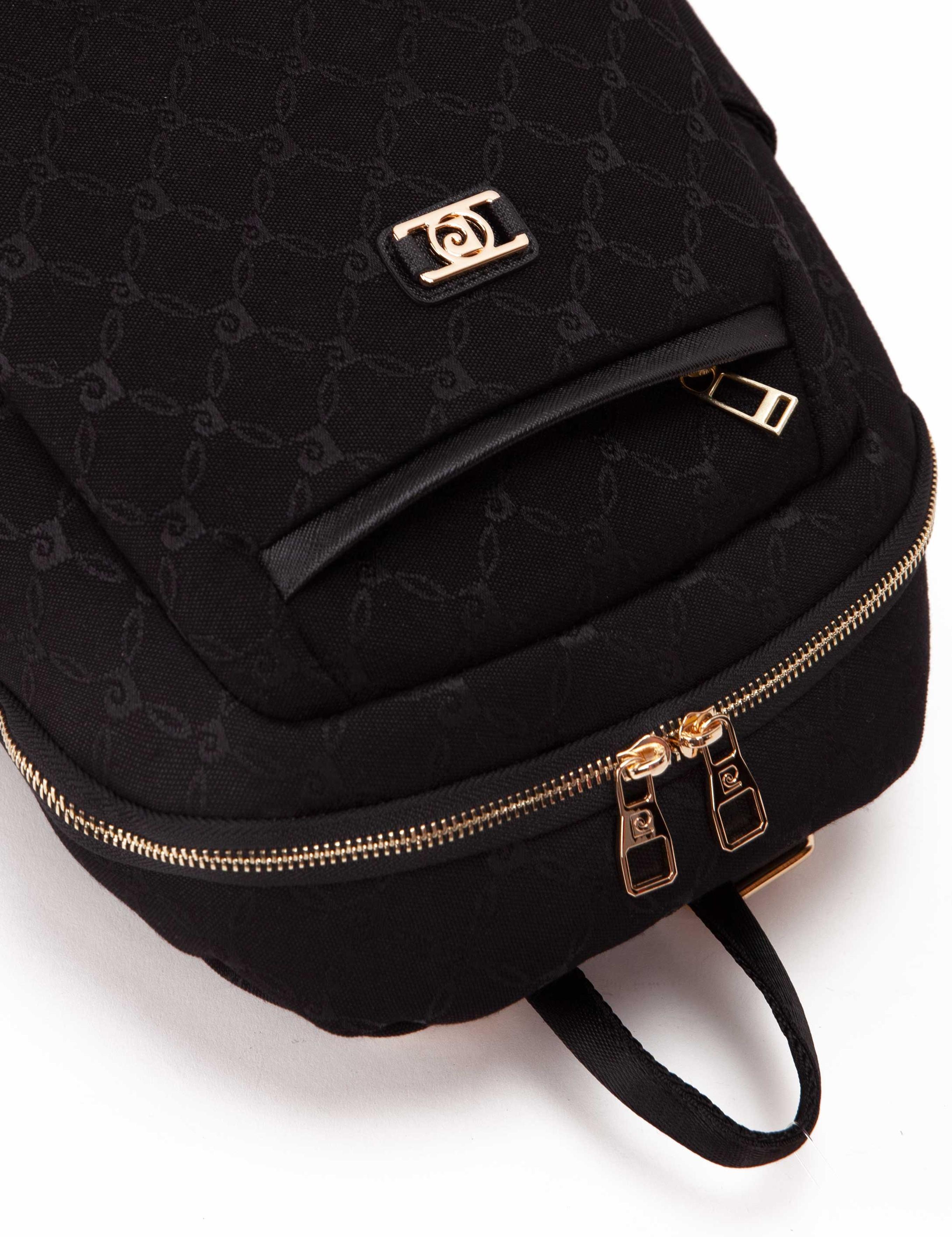 Siyah Sırt Çantası