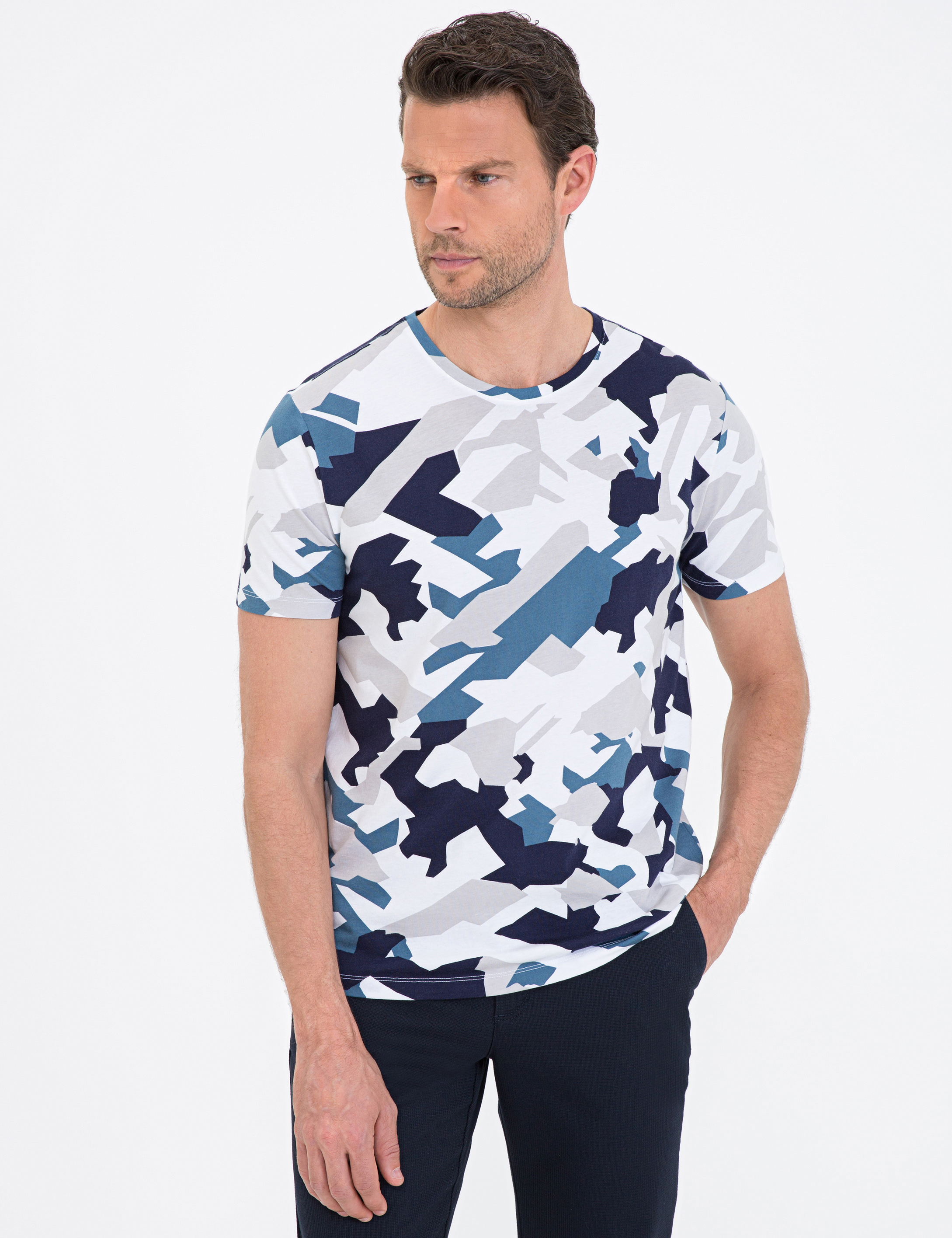 Koyu Mavi Slim Fit Bisiklet Yaka Tişört