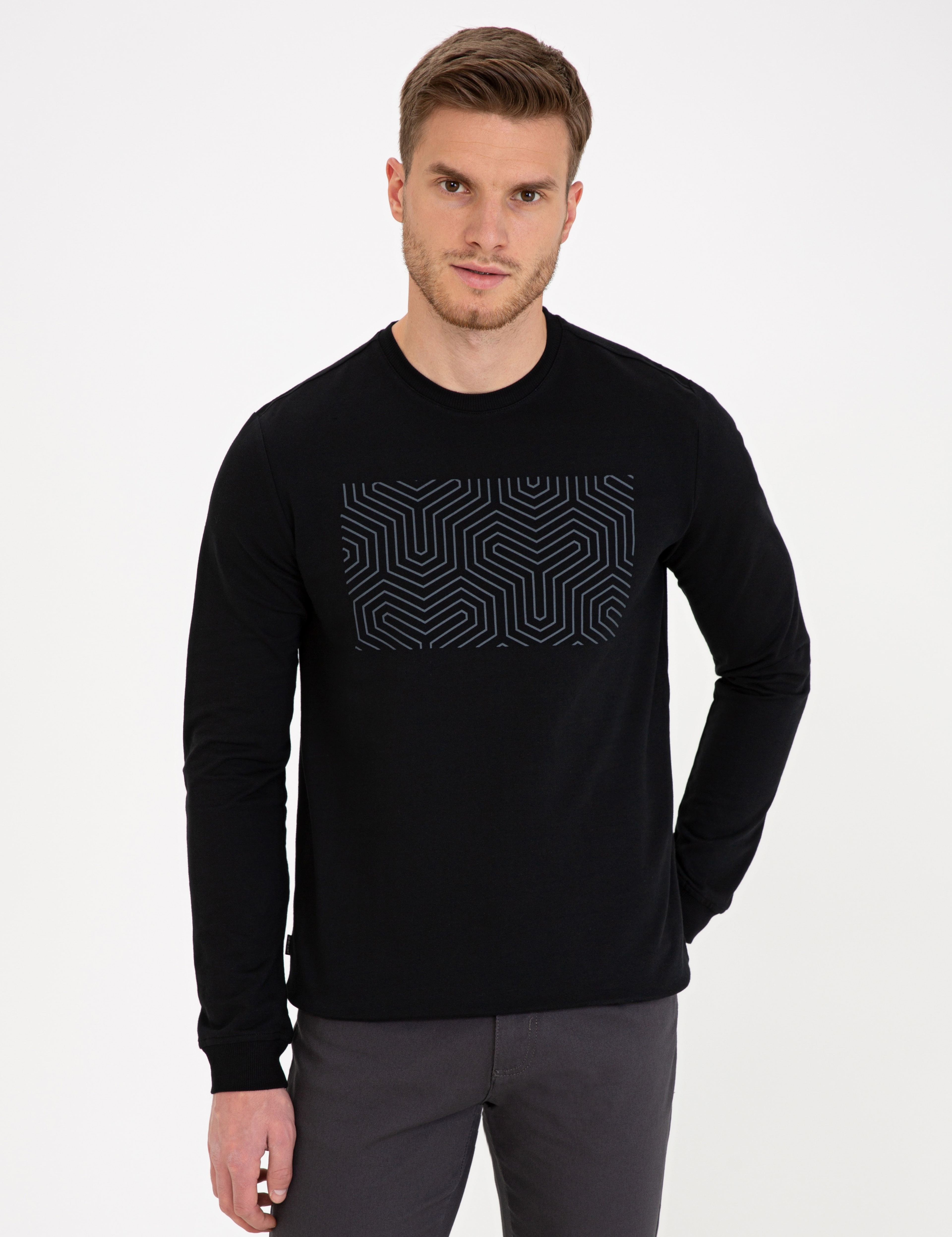 Siyah Standart Fit Sweatshirt - Image 1