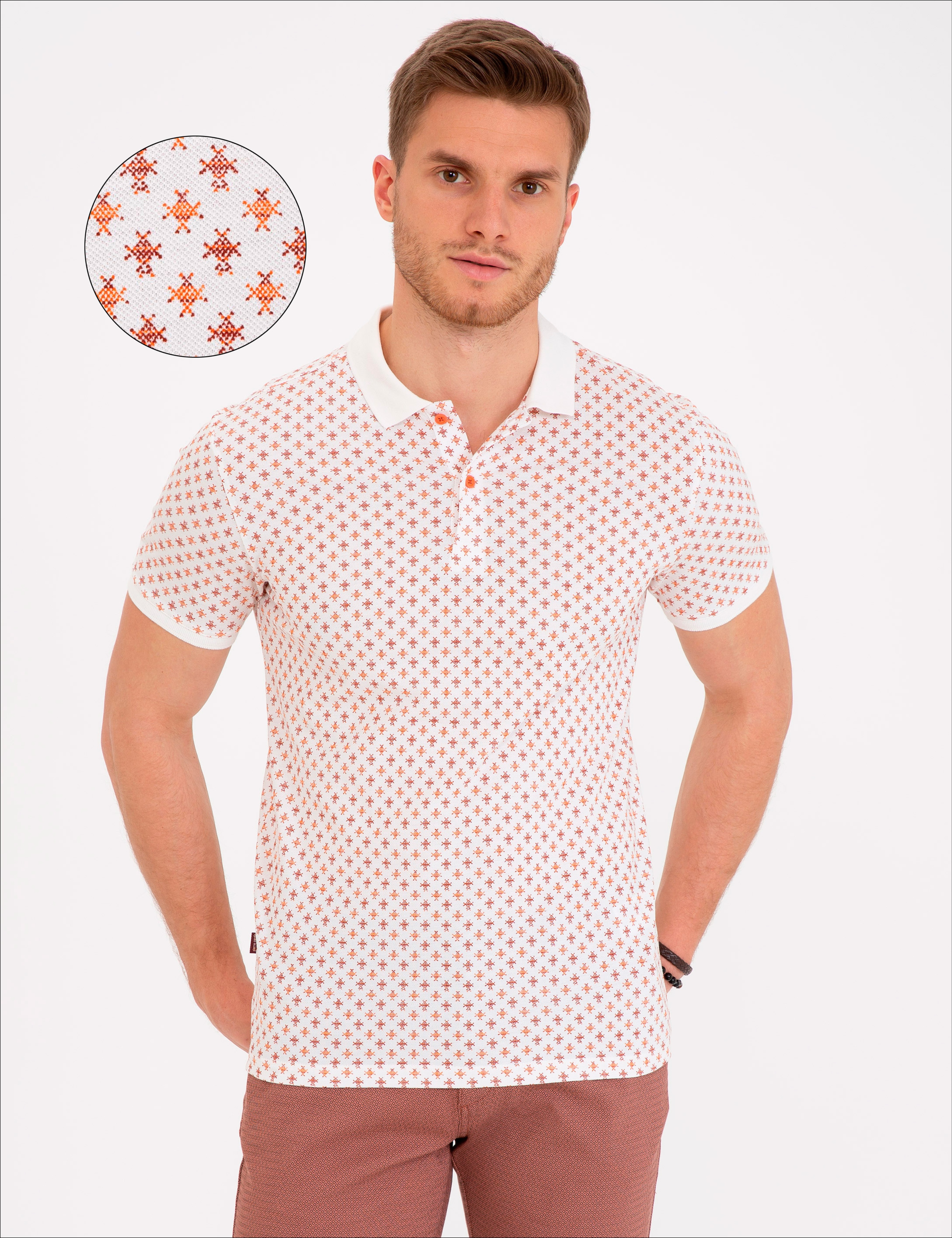 Beyaz Slim Fit Polo Yaka Tişört