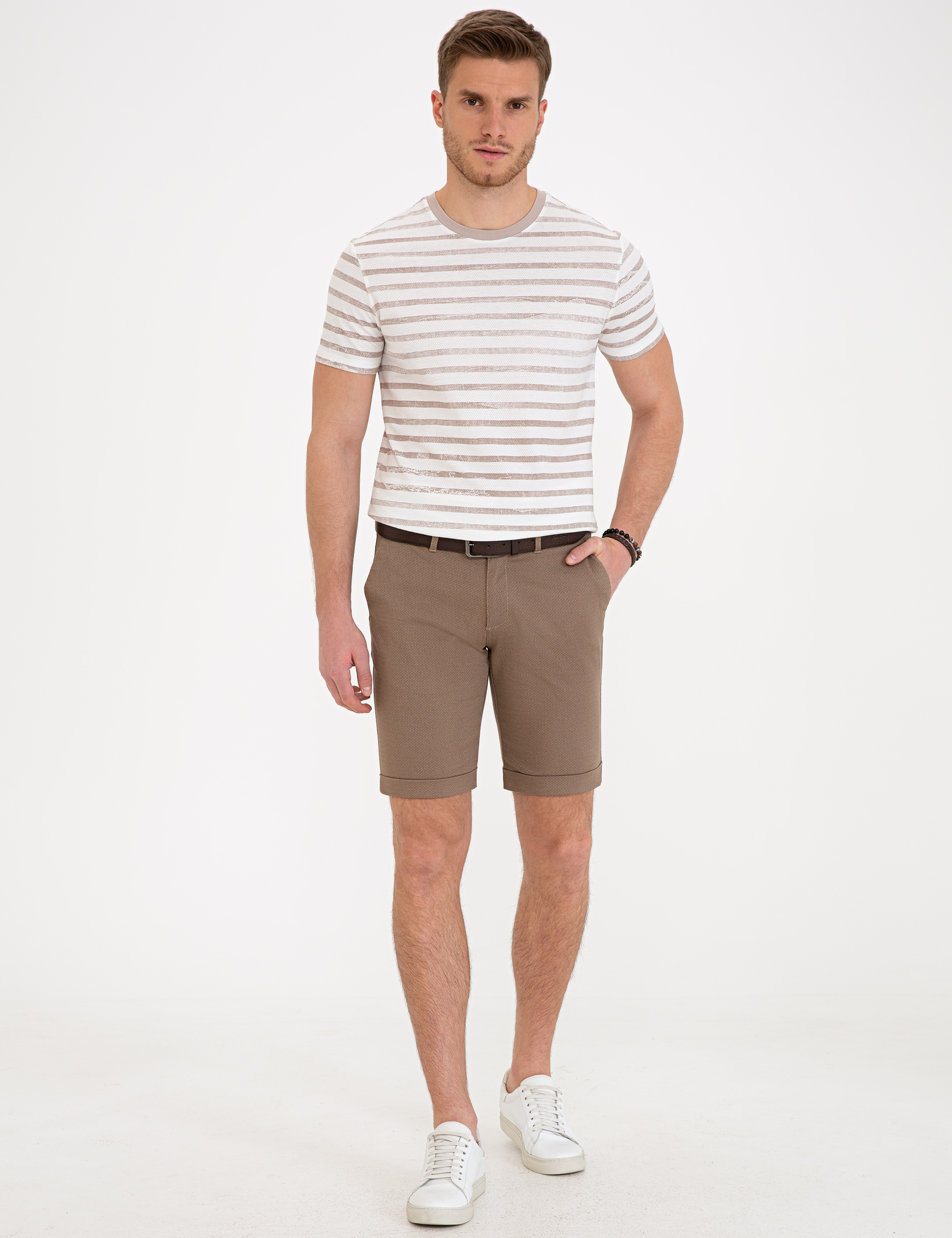 Vizon Standart Fit Bermuda Şort - Image 1