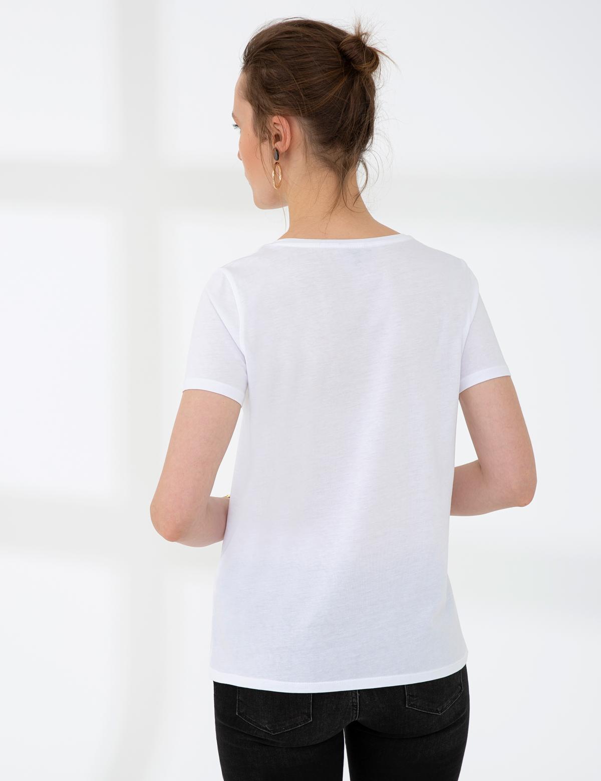 Beyaz Bisiklet Yaka Tişört - 50200752016